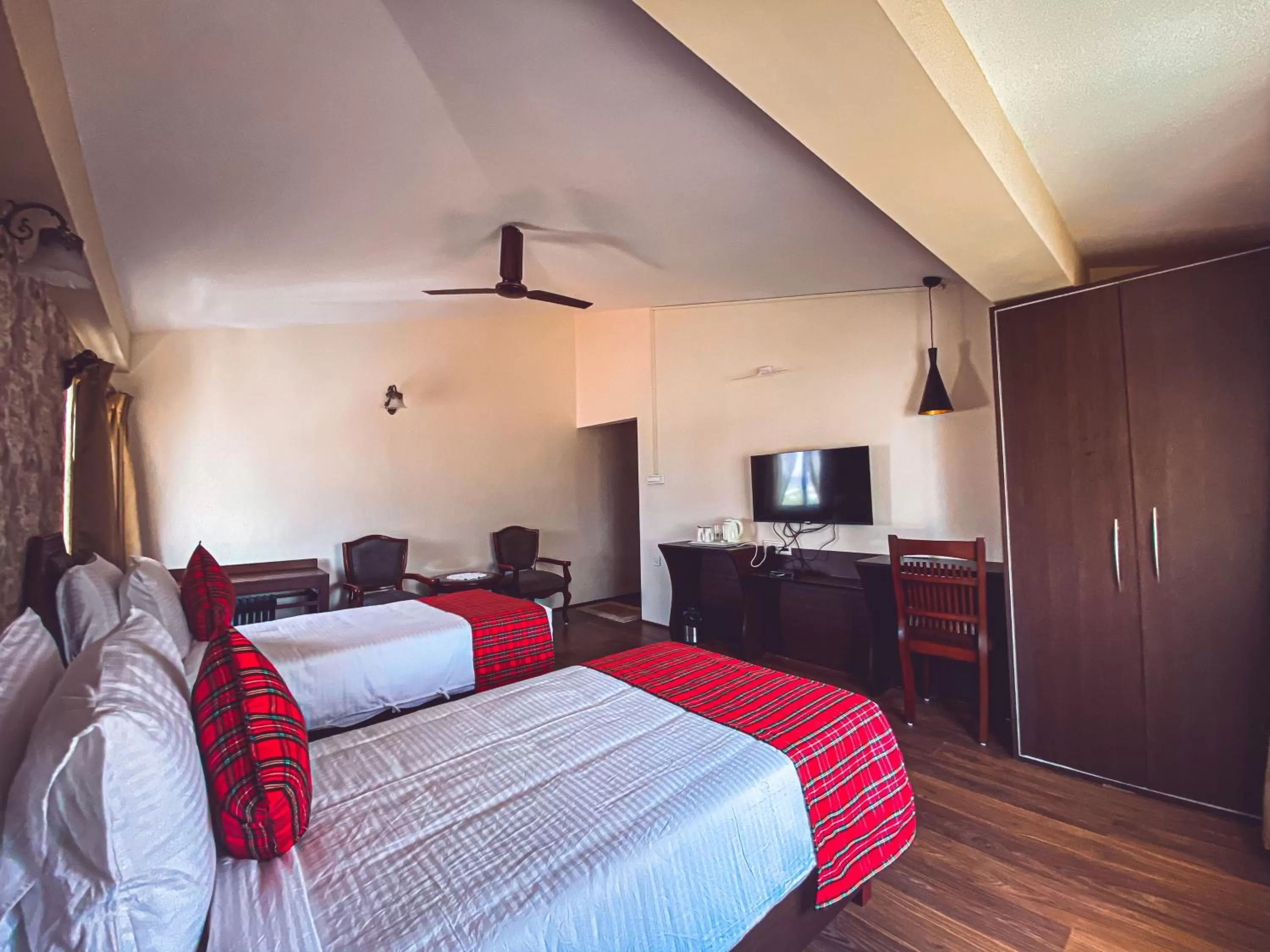 Bed in Windermere Inn