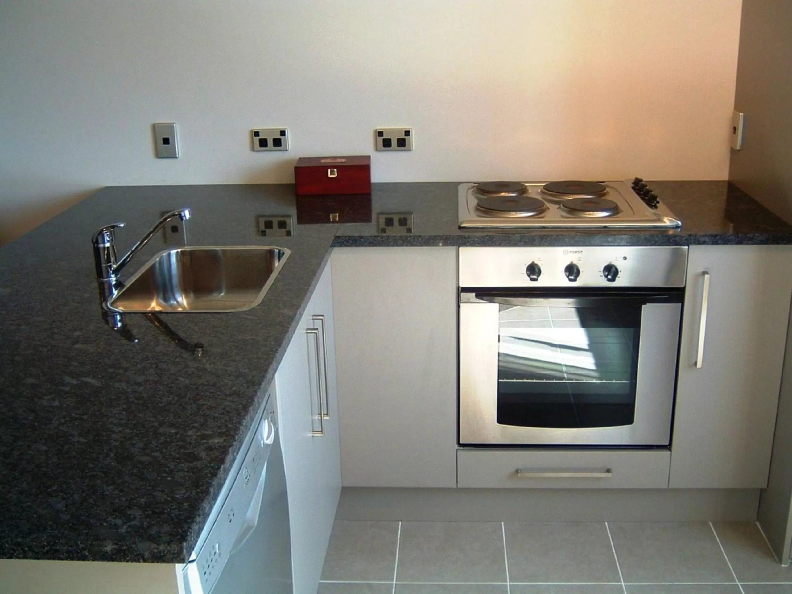 Kitchen or kitchenette in City Central Motel Apartments