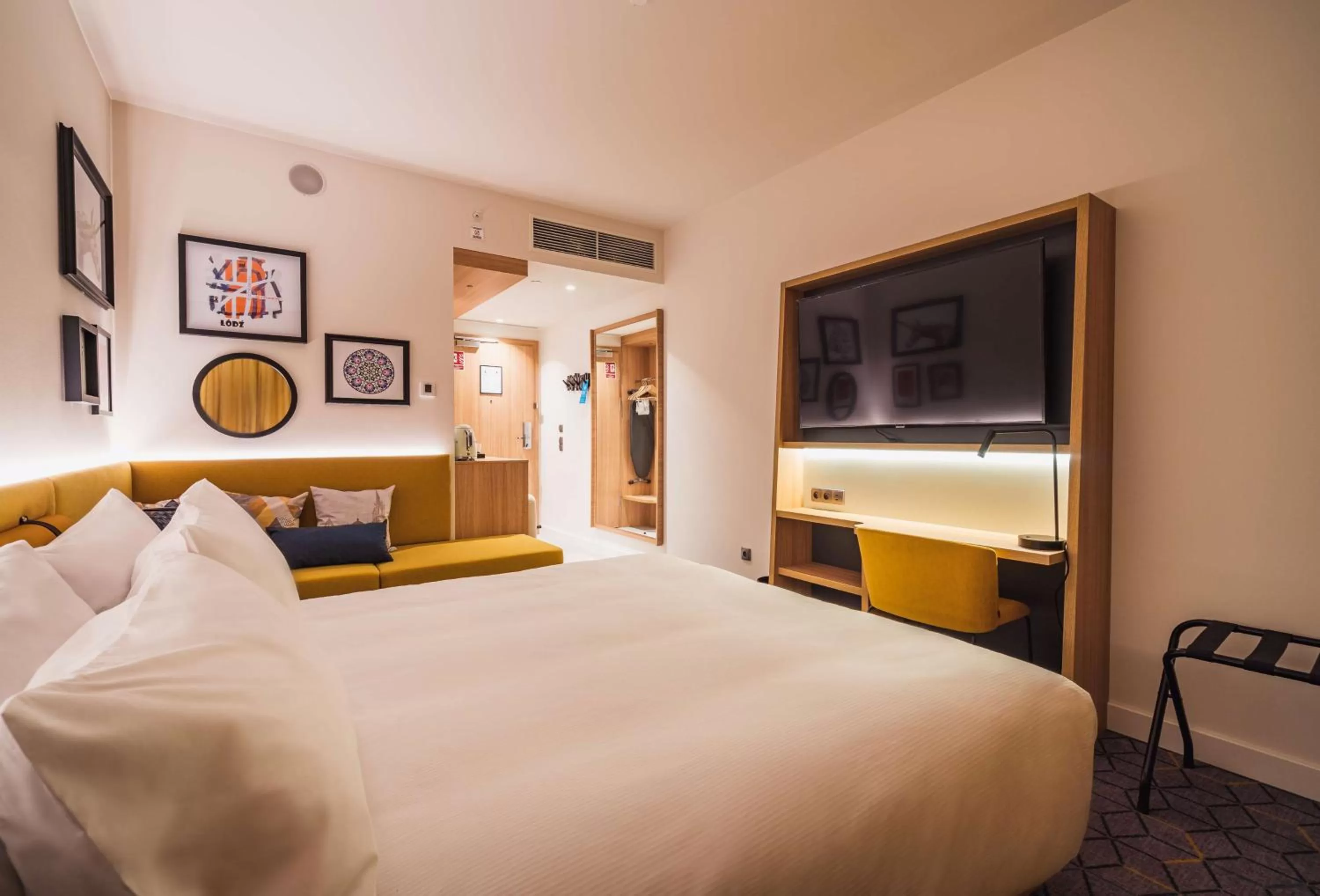 Bedroom, Bed in Hampton by Hilton Łódź City Center