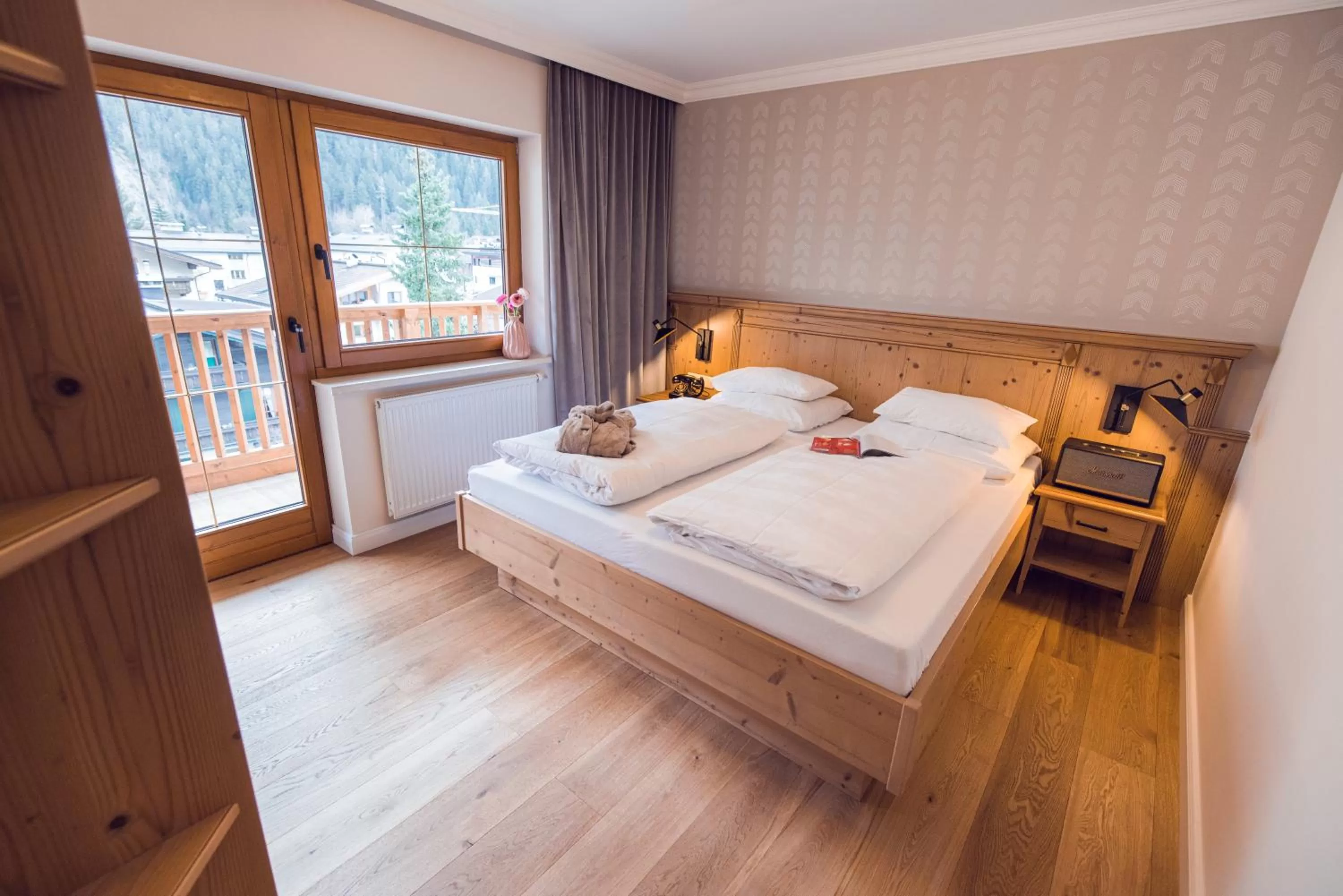 Bed in Alpine Hideaway ZILLERTALERHOF - 4 Sterne Superior