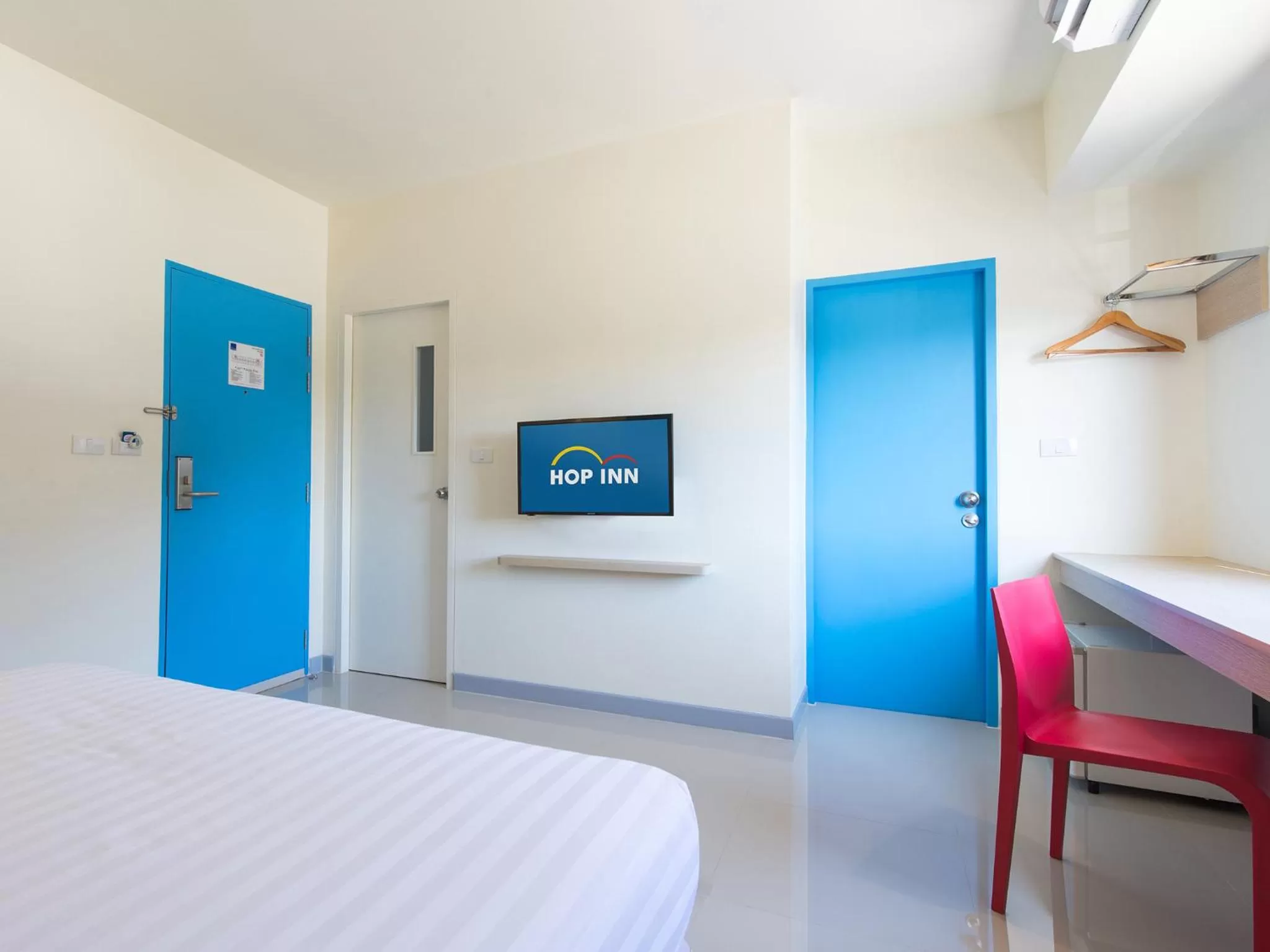 Bedroom, Bed in HOP INN Phitsanulok