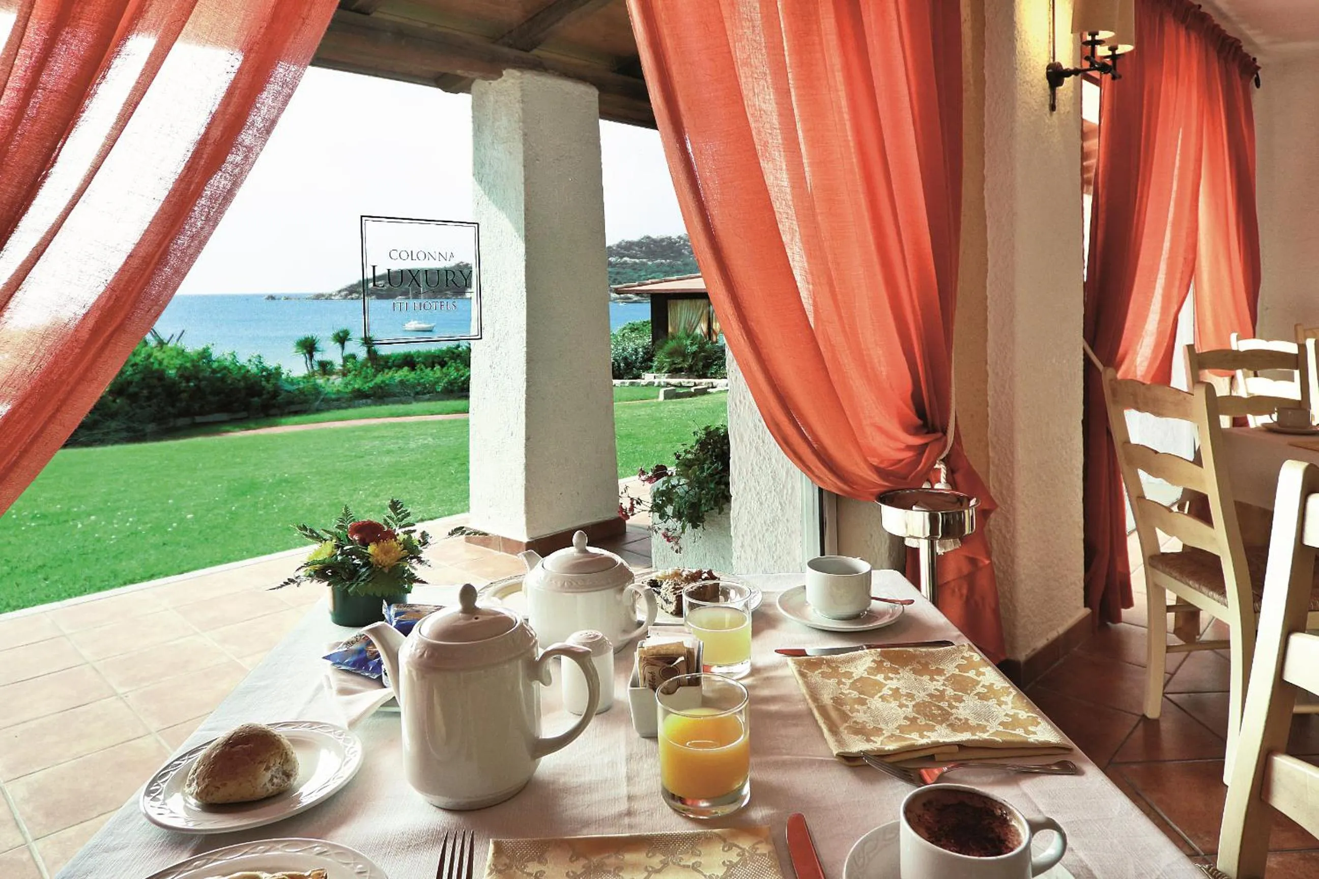 Breakfast in COLONNA GRAND HOTEL CAPO TESTA, a Colonna Luxury Beach Hotel, Santa Teresa Sardegna