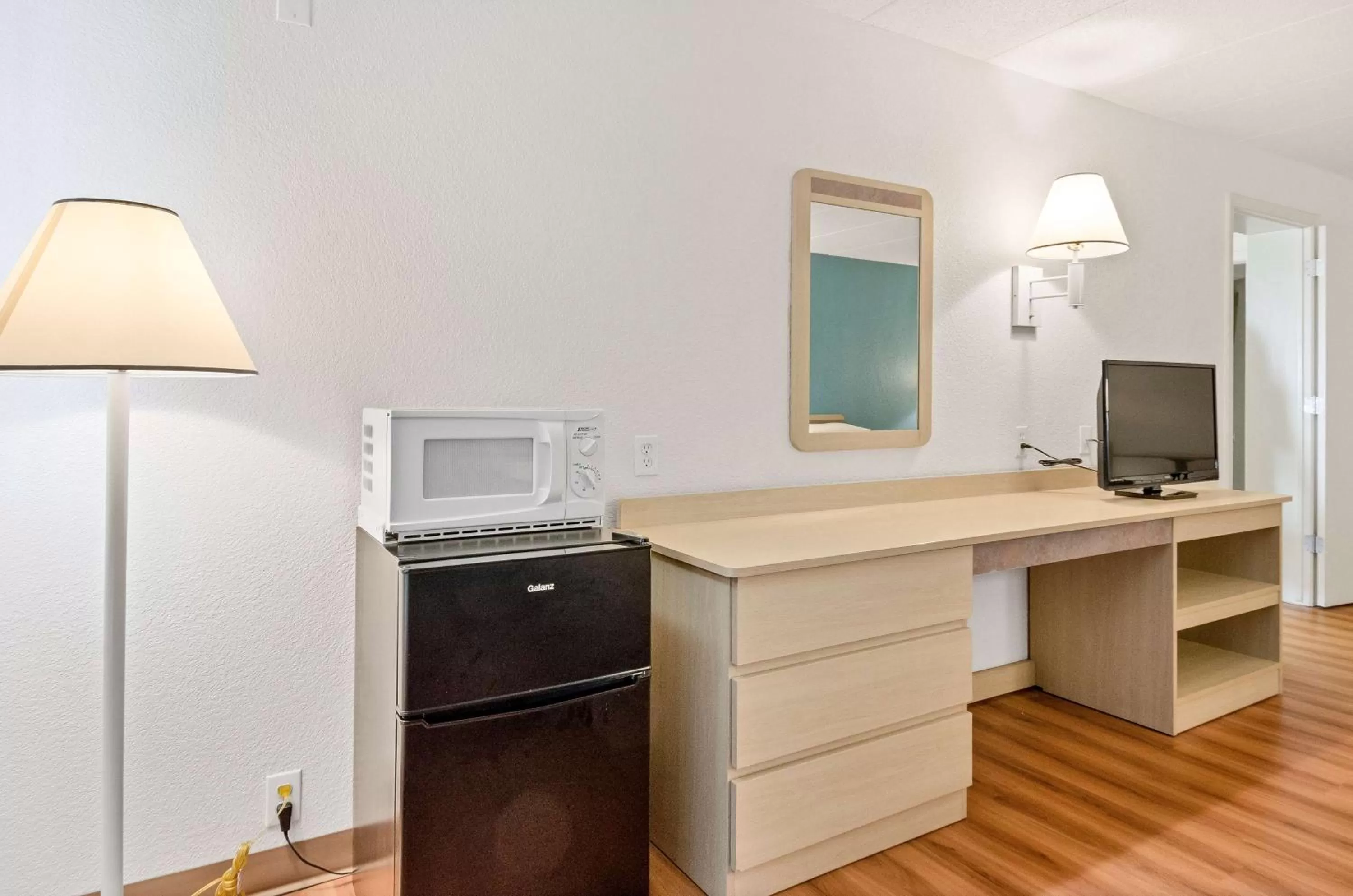 Bedroom in Motel 6-Big Springs, NE