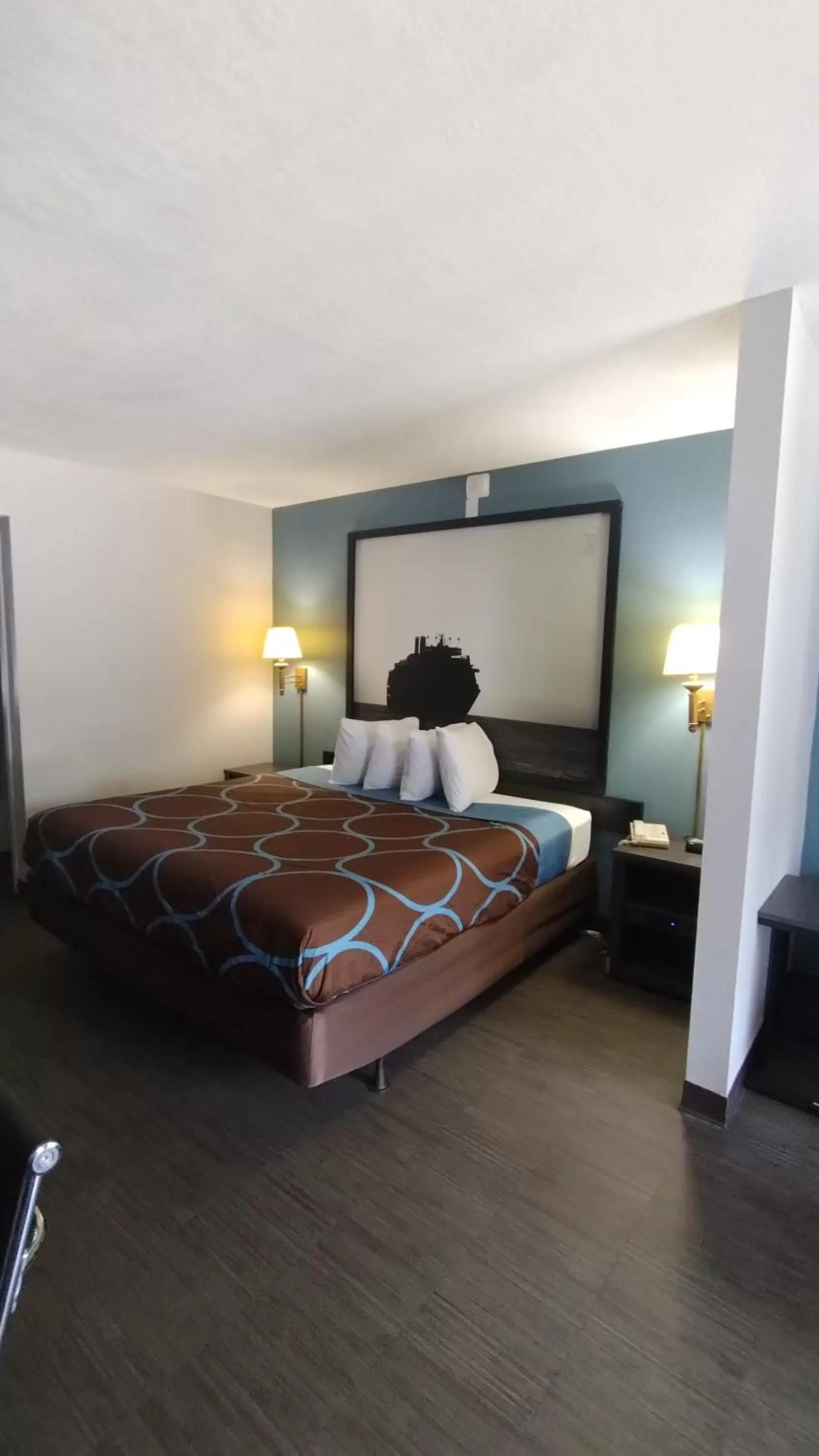 Bed in Super 8 Motel by Wyndham near Fort Lauderdale Arpt