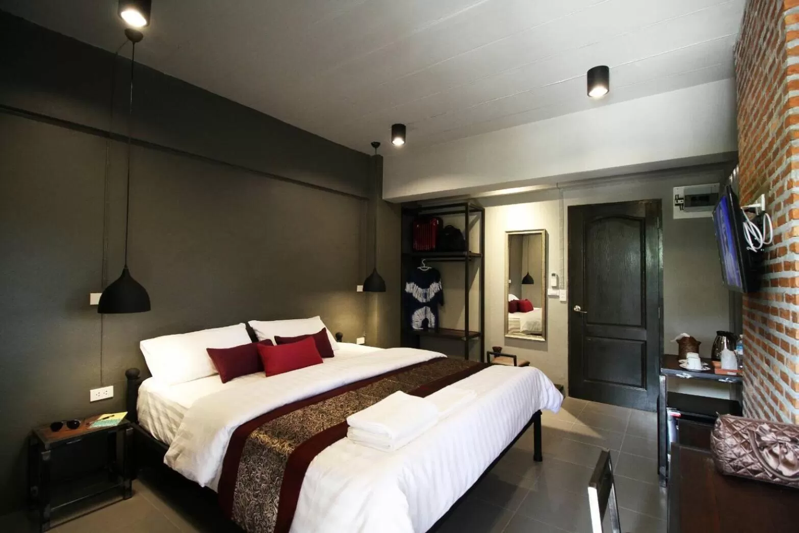 Bed in Duangdren Place