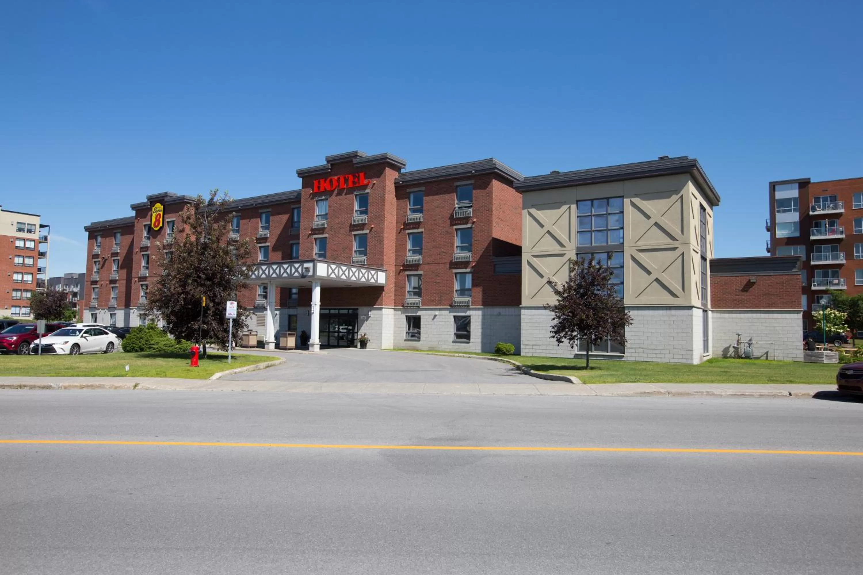 Street view in Super 8 by Wyndham Lachenaie/Terrebonne