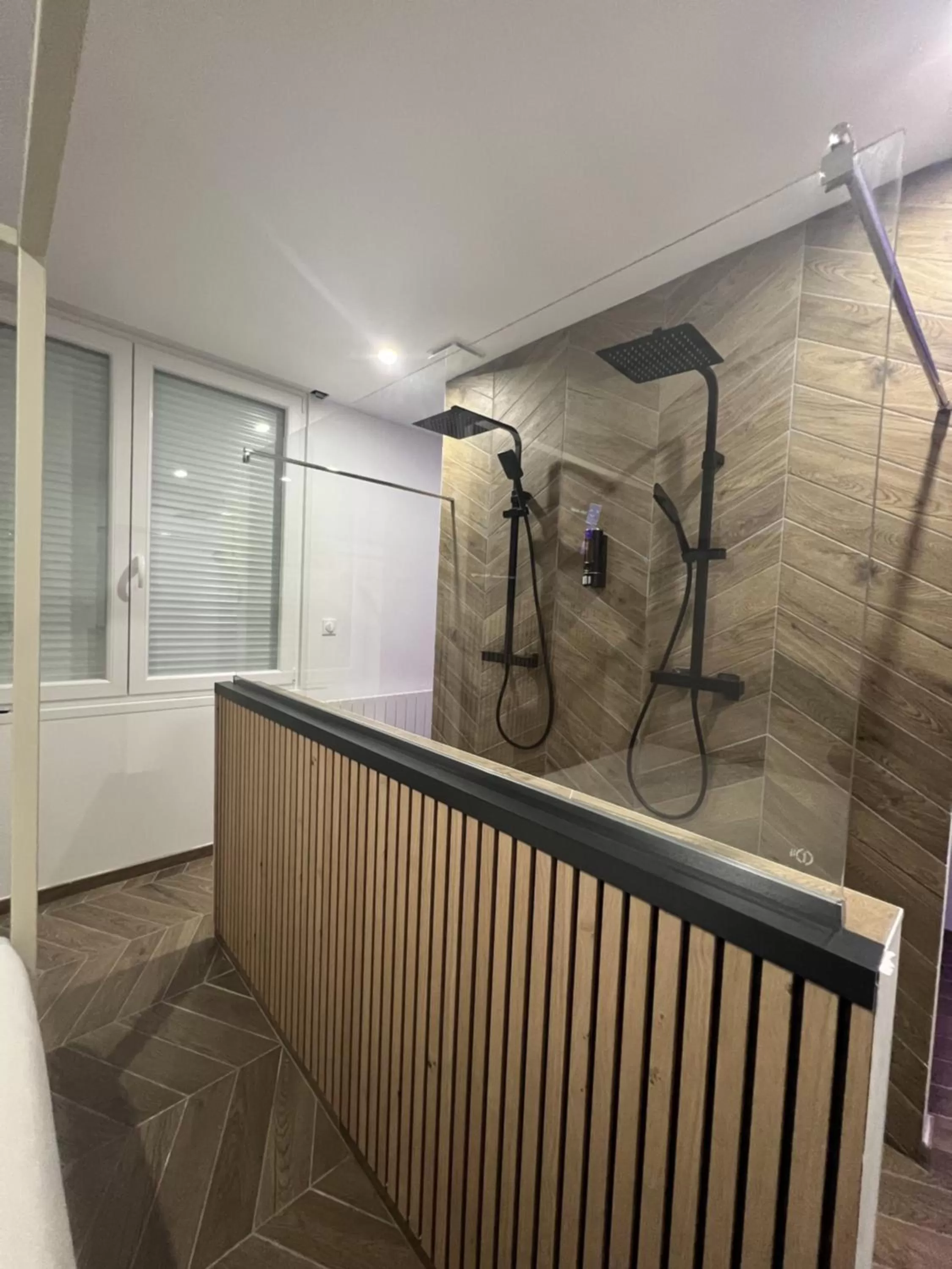 Bathroom in Eaux Spa