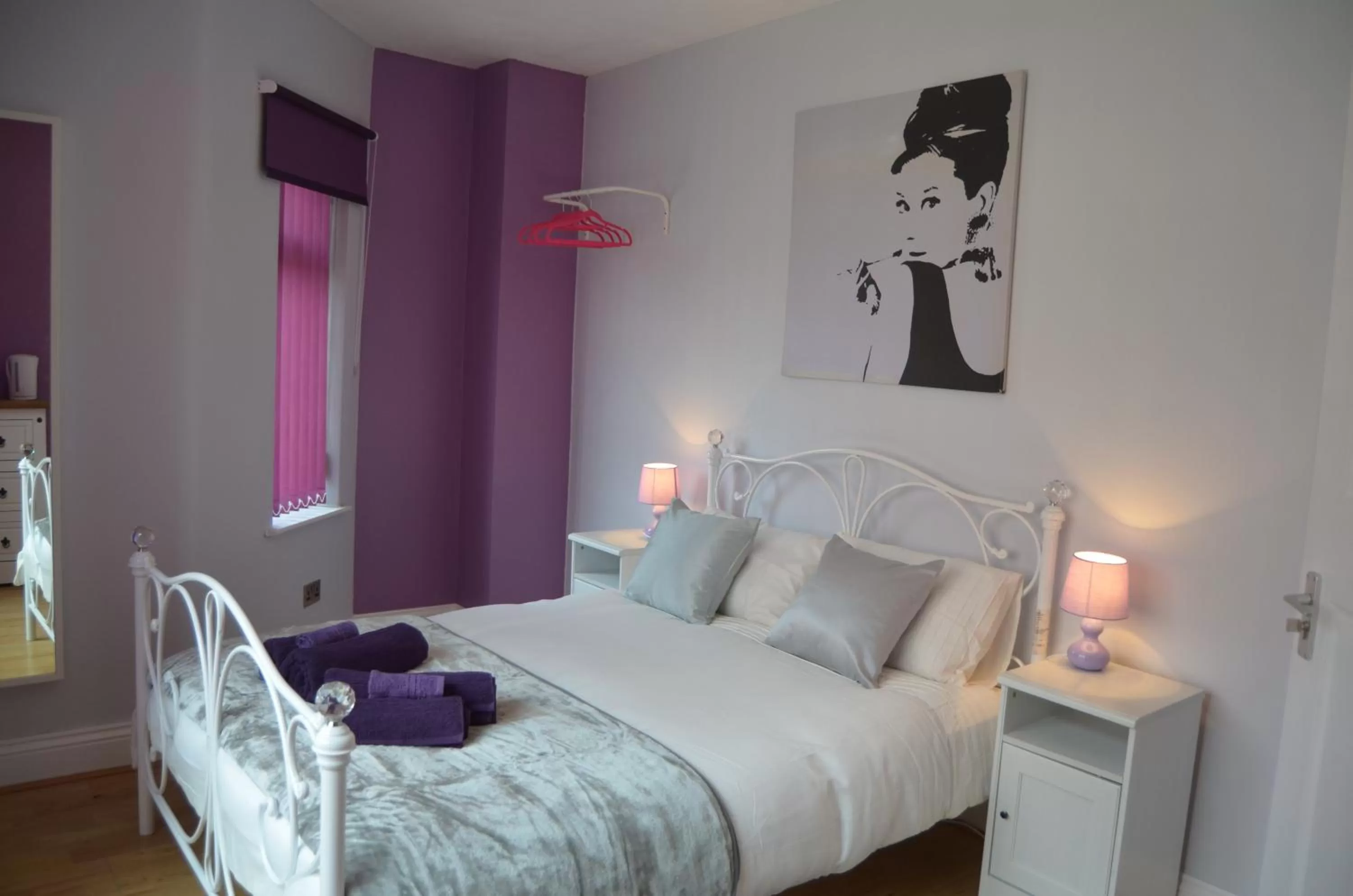 Photo of the whole room, Bed in Old Trafford Guest House