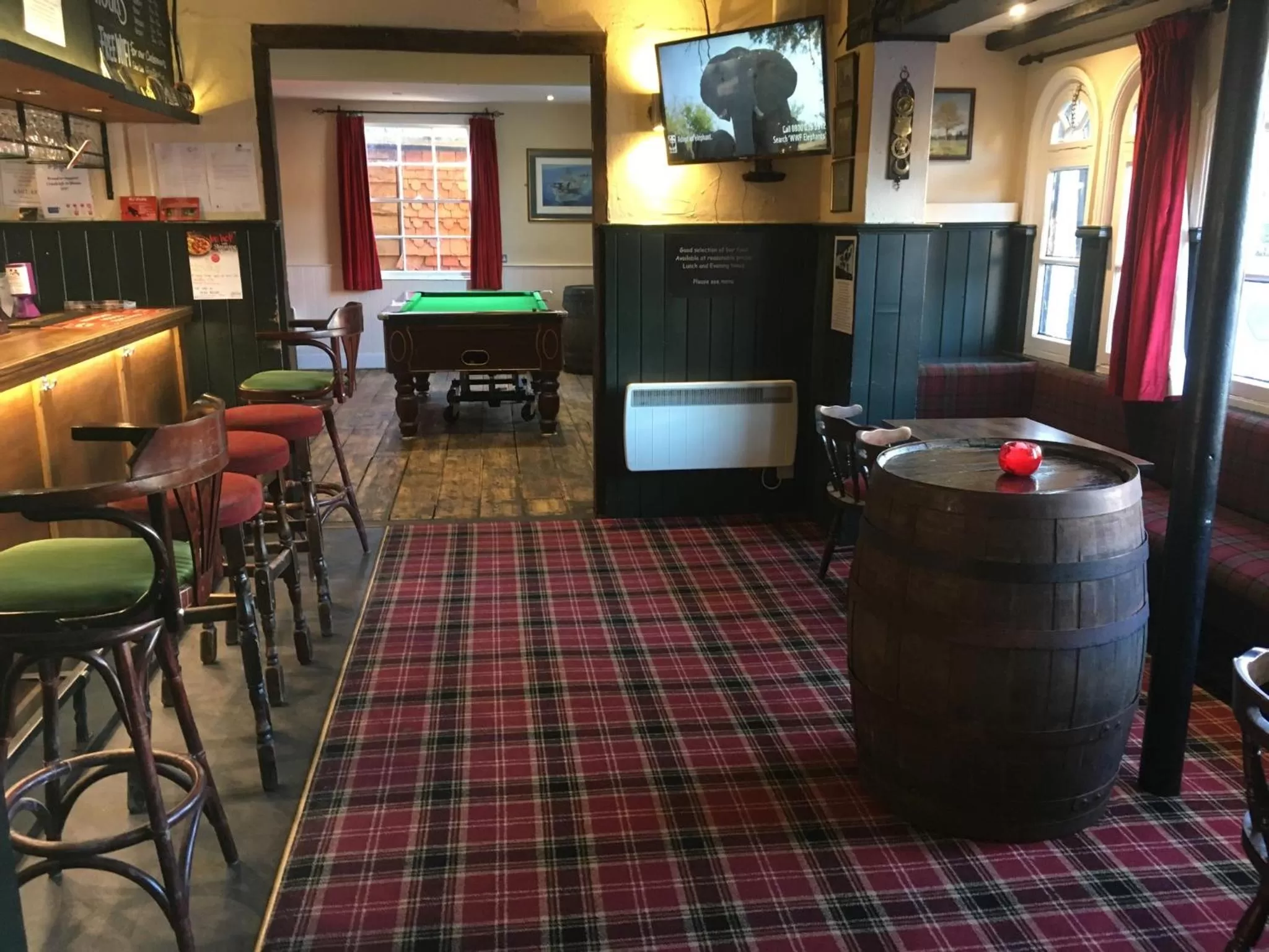 The White Hart pub and rooms