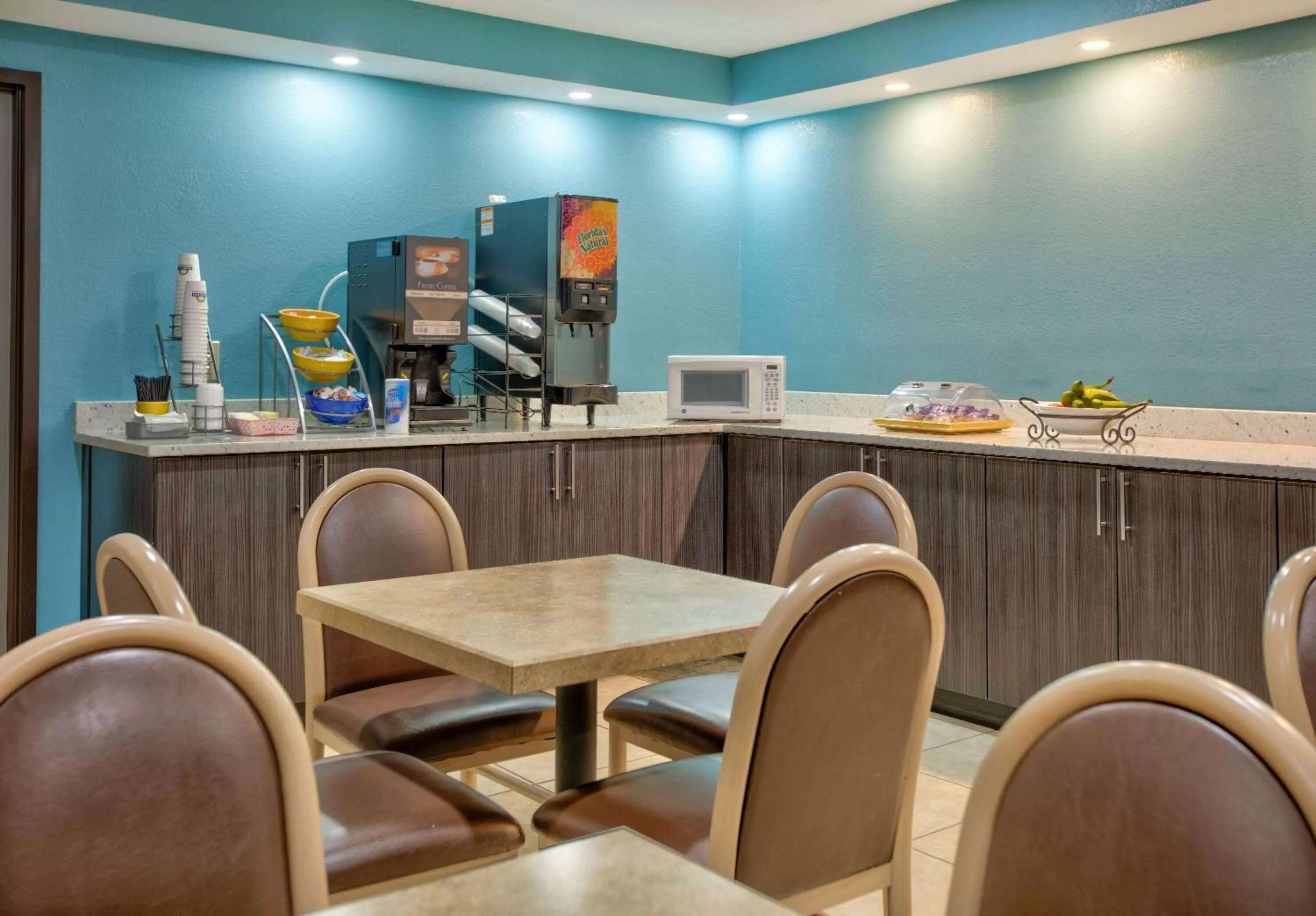 Breakfast in Days Inn by Wyndham Tunica Resorts