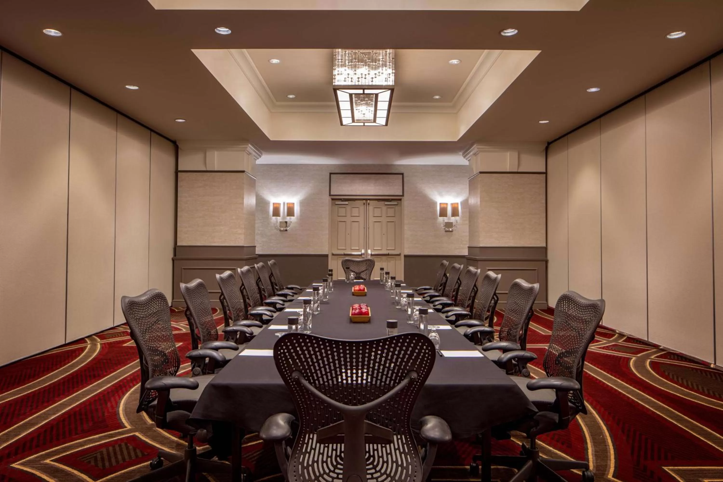 Meeting/conference room in Hilton Richmond Downtown