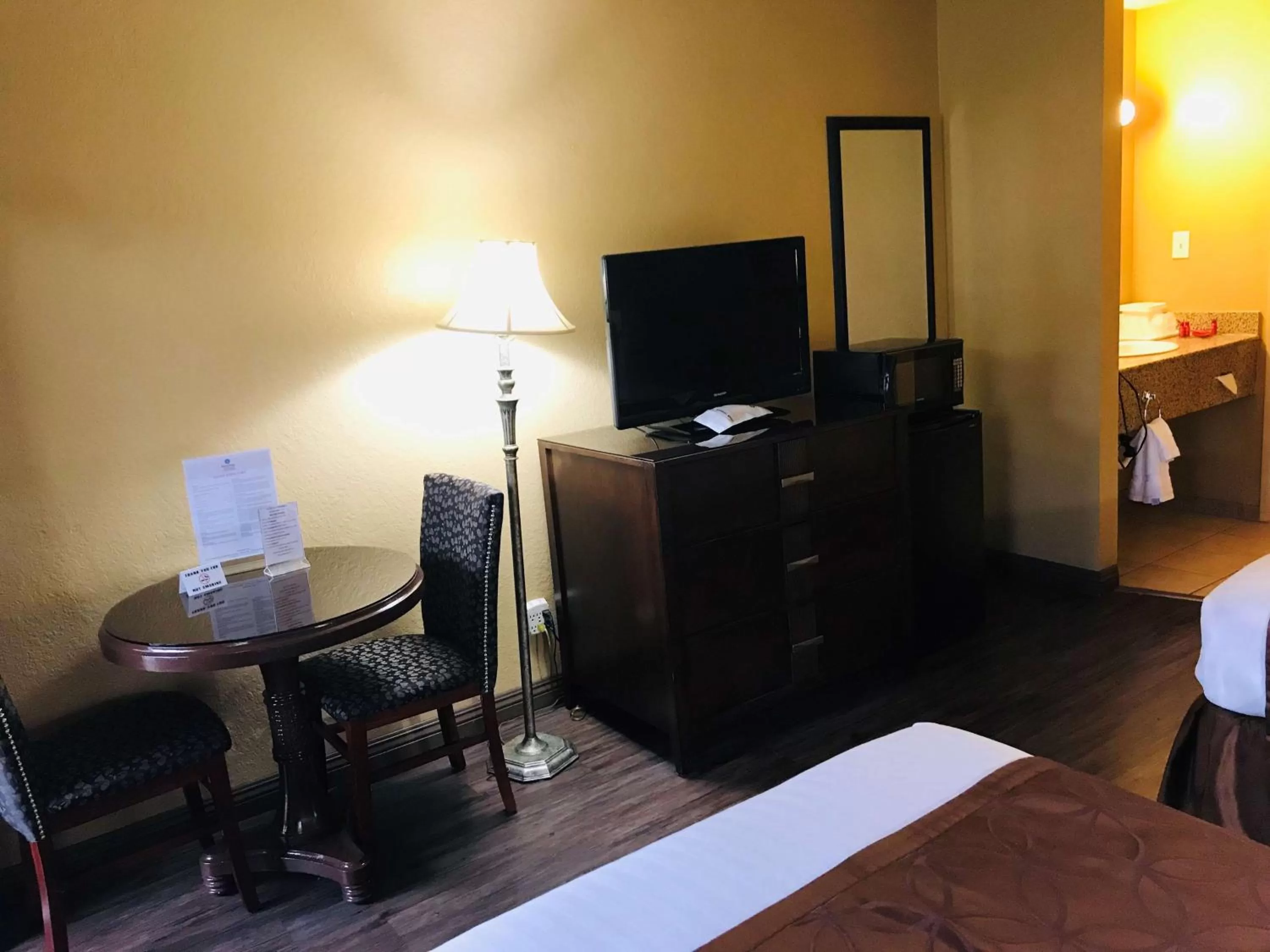 Queen Room with Two Queen Beds - Non-Smoking in SureStay Plus Hotel by Best Western San Bernardino South
