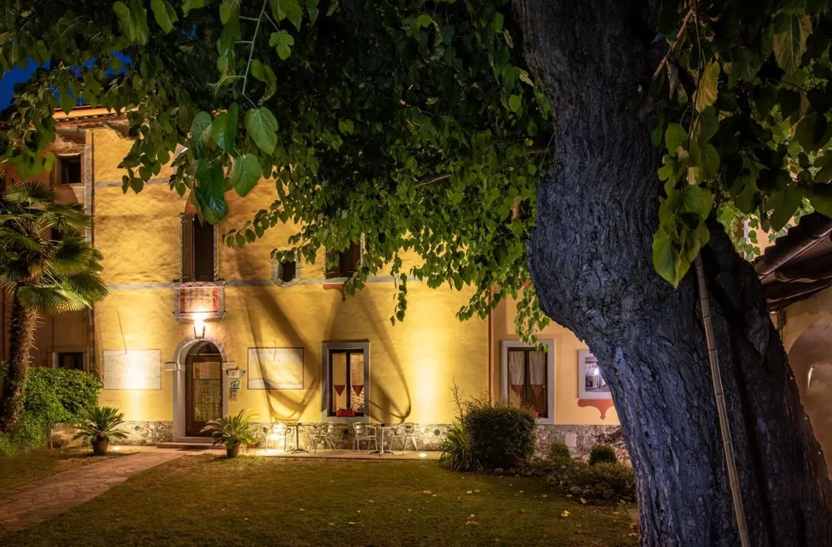 Property building in Casa Pellis