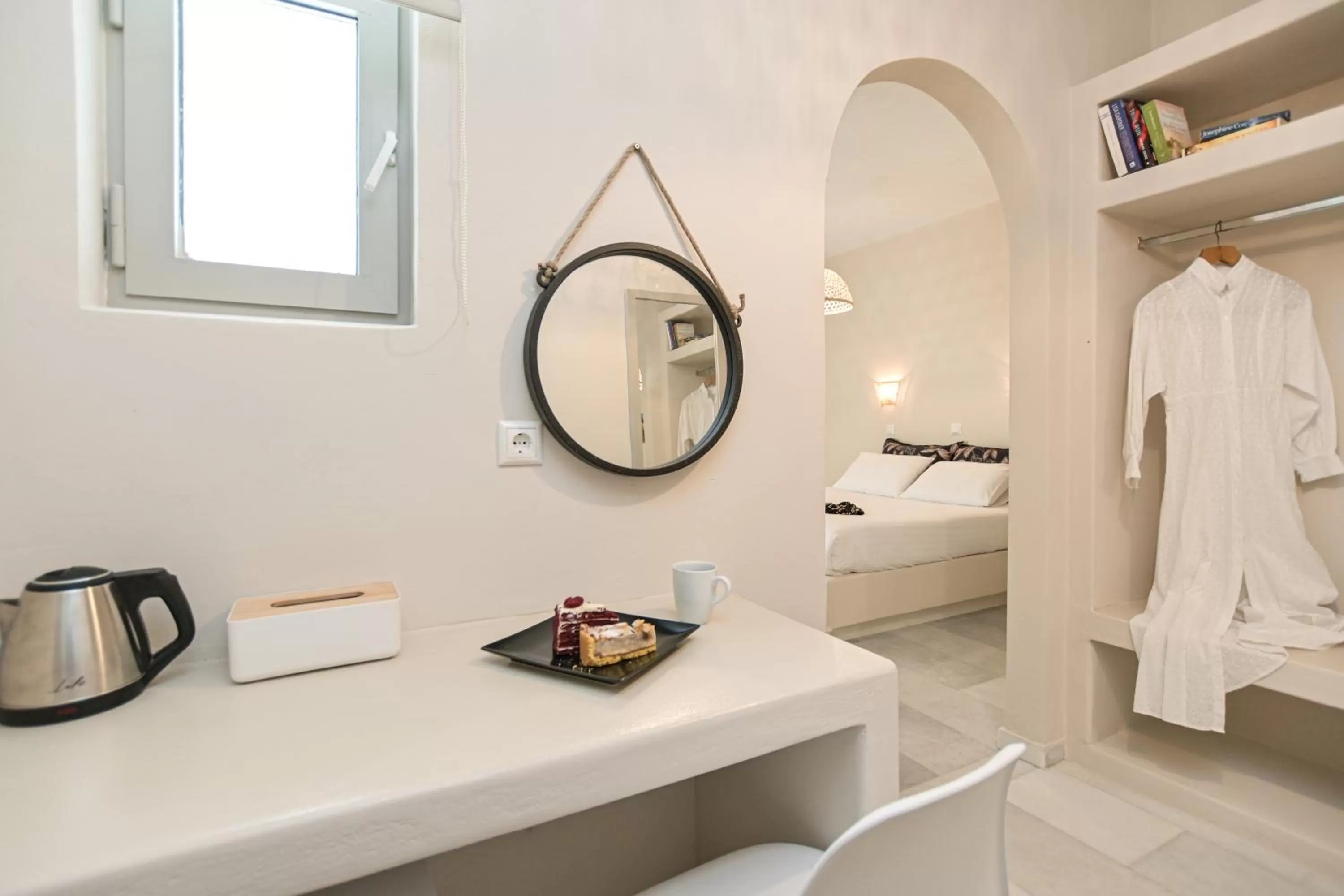 Coffee/tea facilities in Argo Boutique Hotel