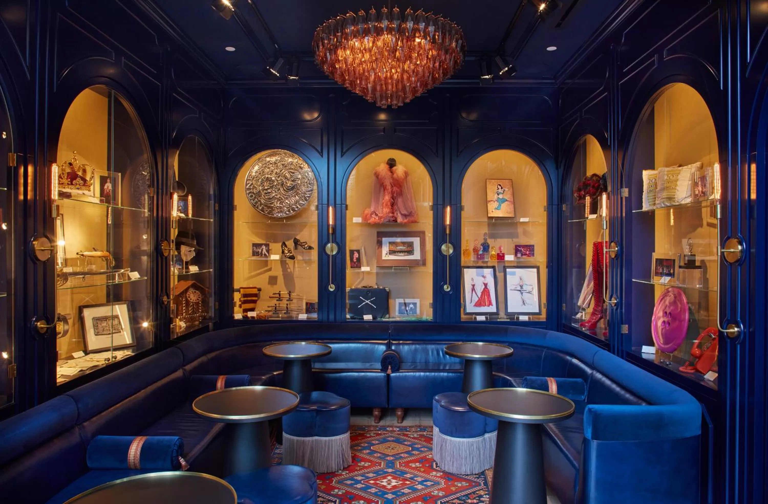 Lounge or bar in CIVILIAN Hotel