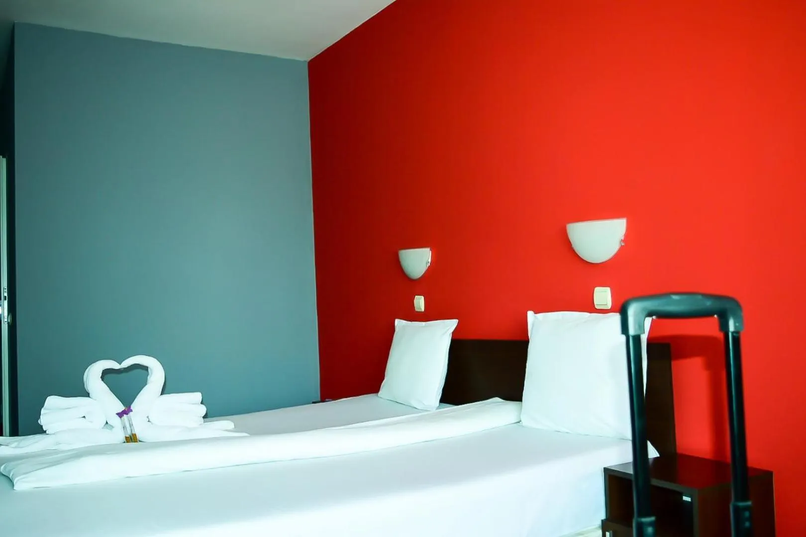 Photo of the whole room, Bed in Hotel Alexander