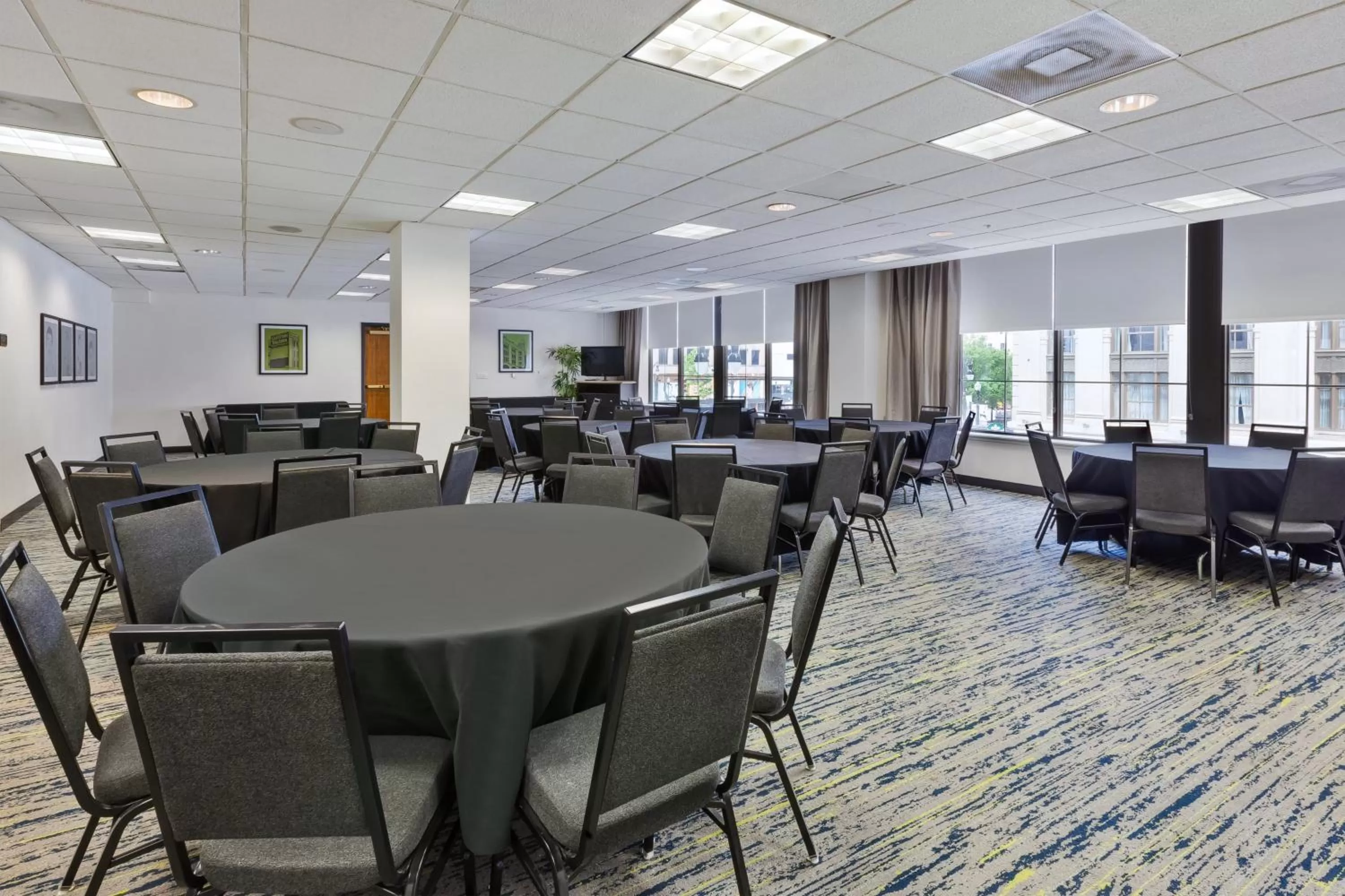 Meeting/conference room in Hotel Indigo Detroit Downtown by IHG