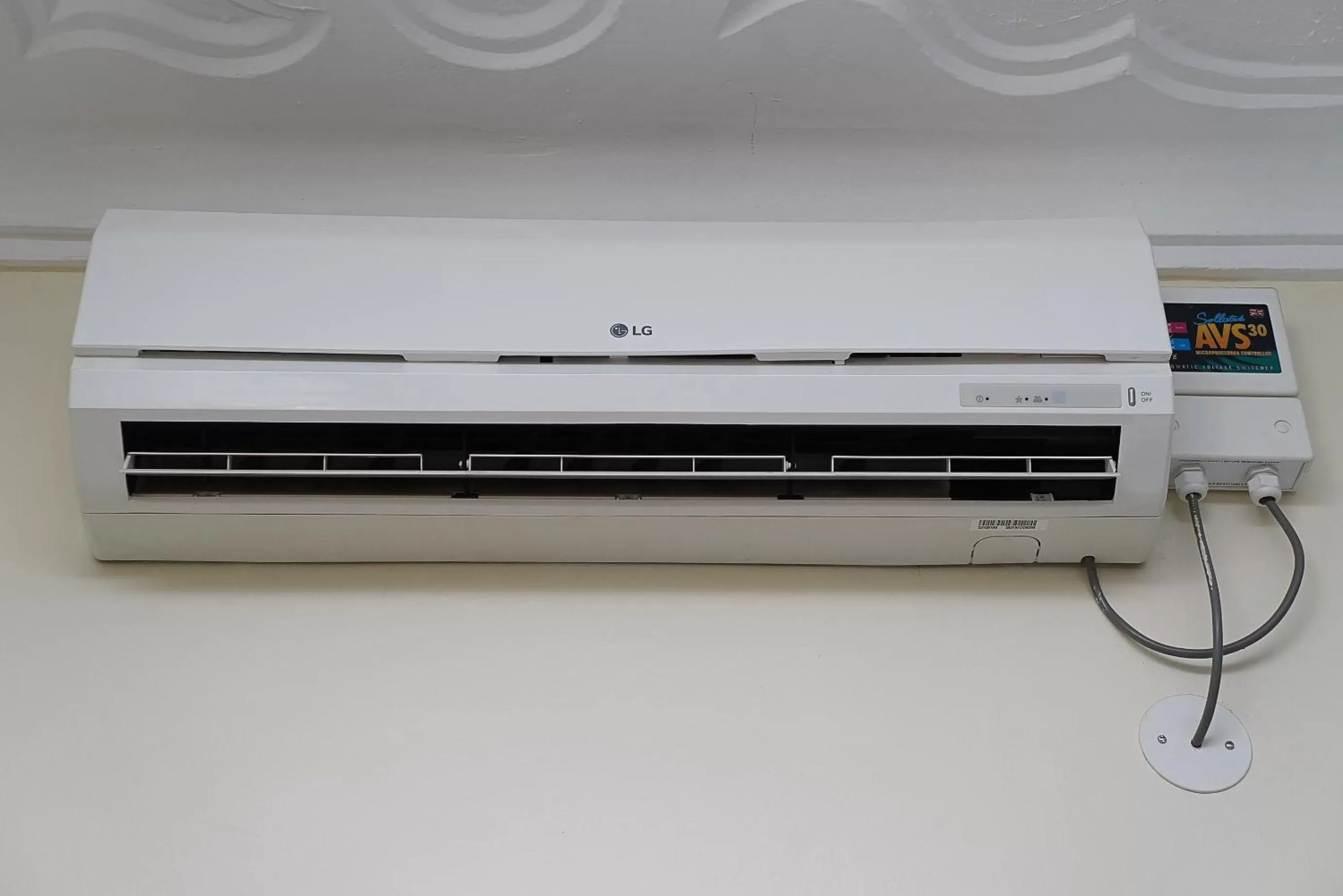 air conditioner in Jarin Hotel