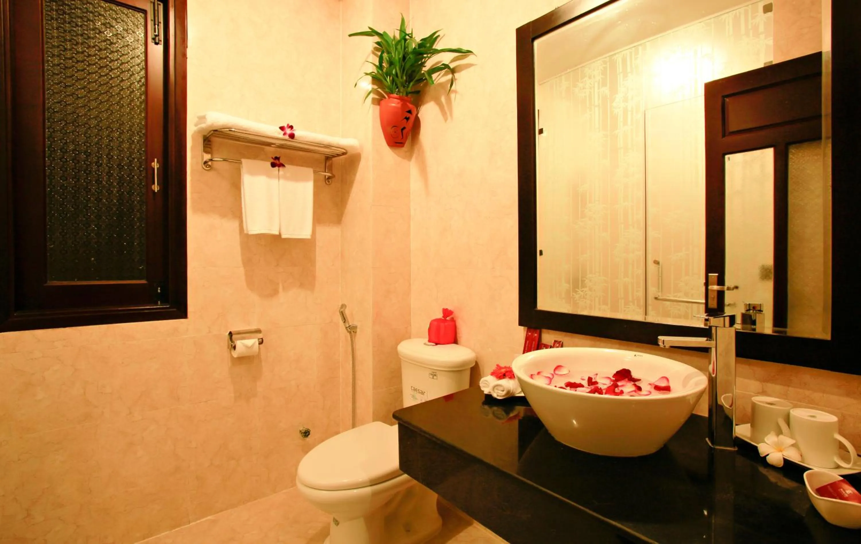 Bathroom in Pham Gia Boutique Villa