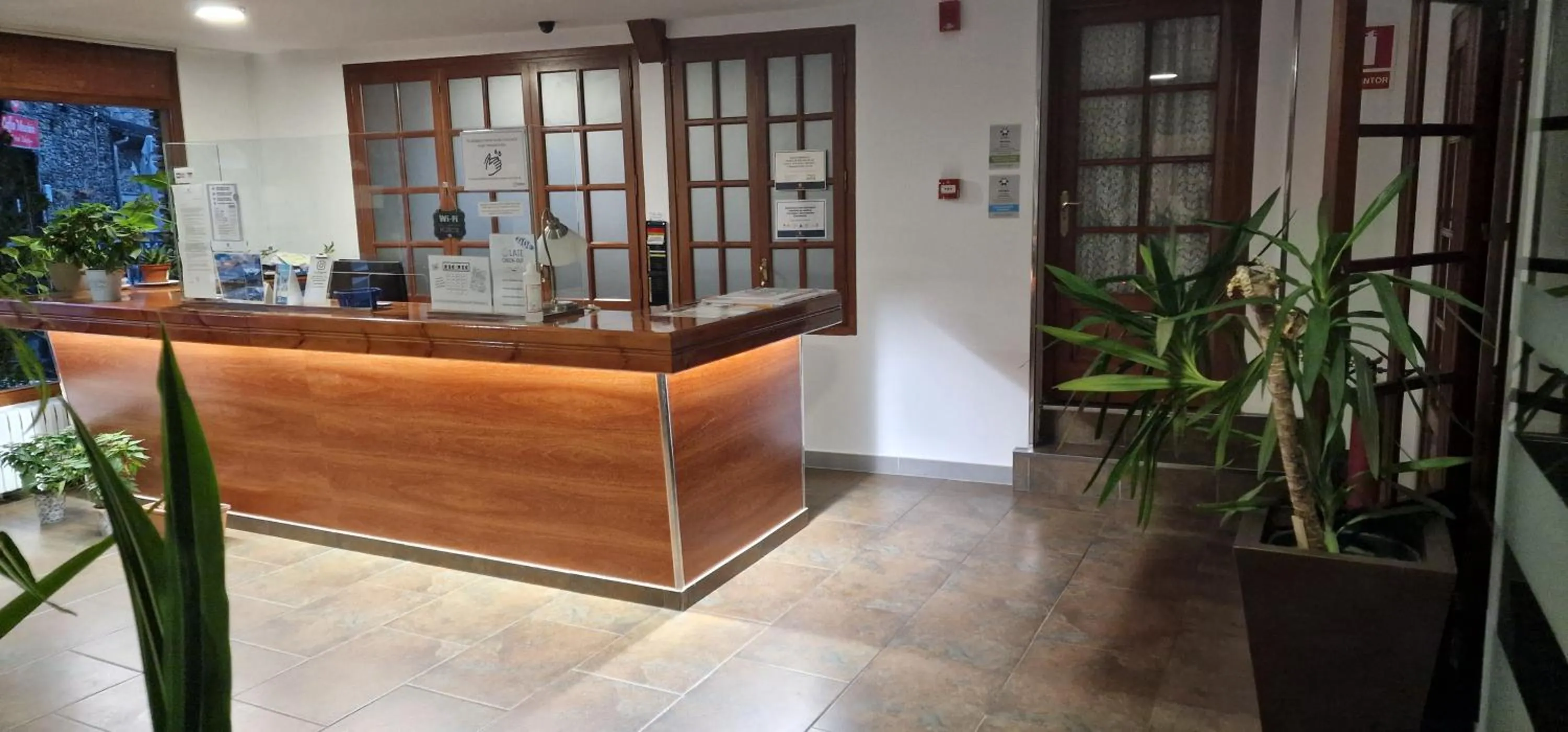 Lobby or reception in Hotel Comapedrosa