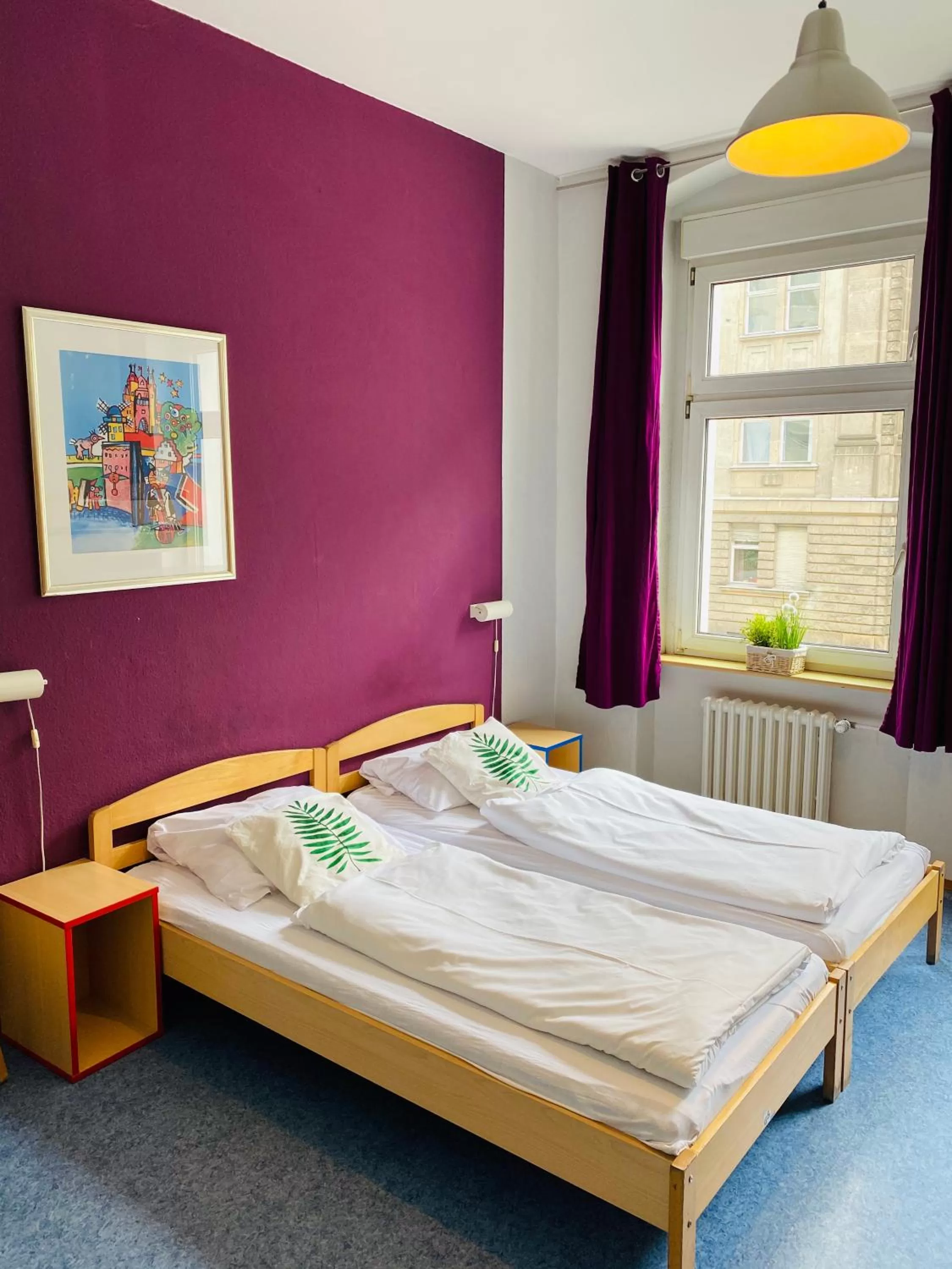 Staff, Bed in Happy Hotel Berlin