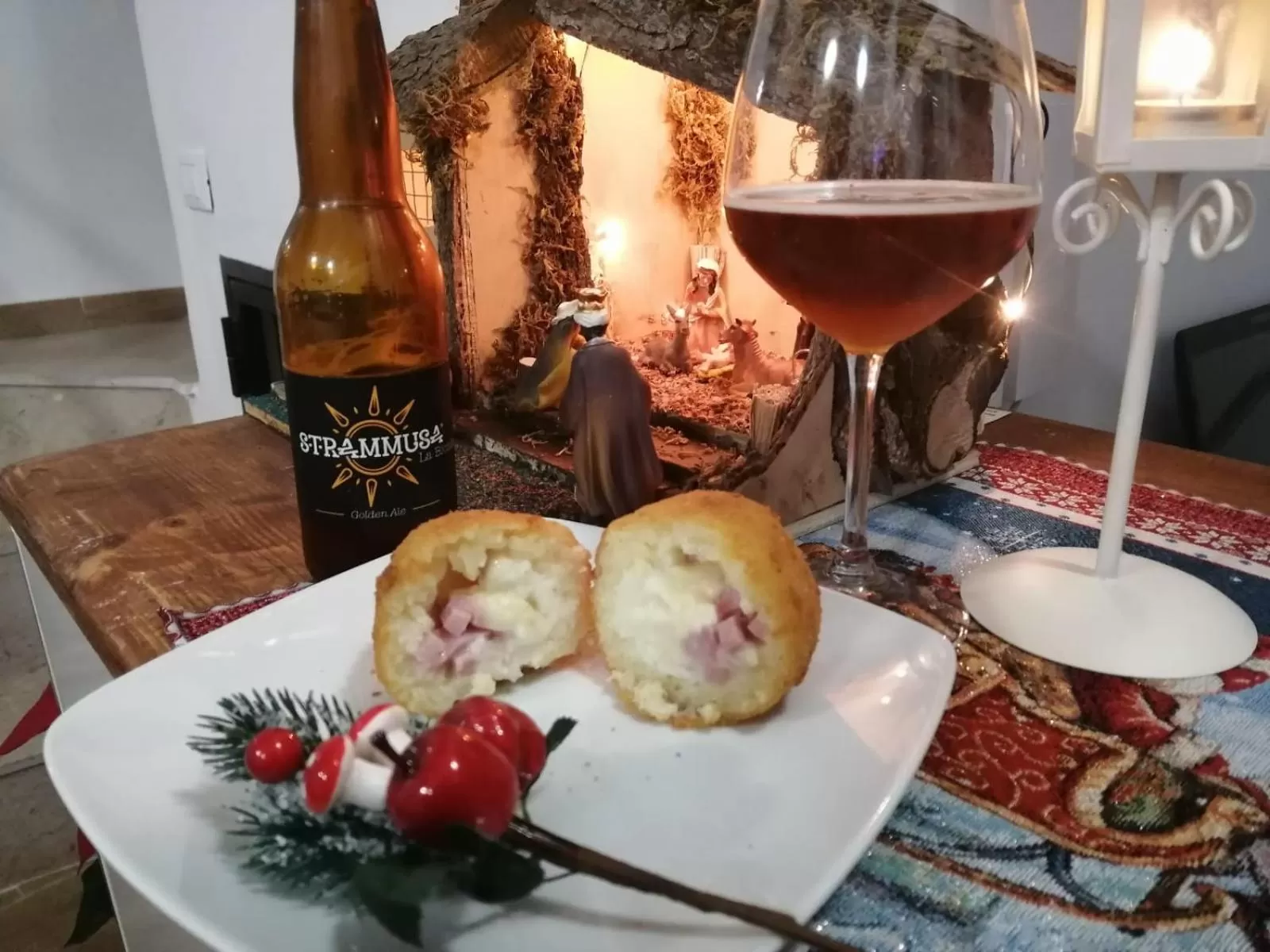 Food and drinks in Opera Boutique Rooms