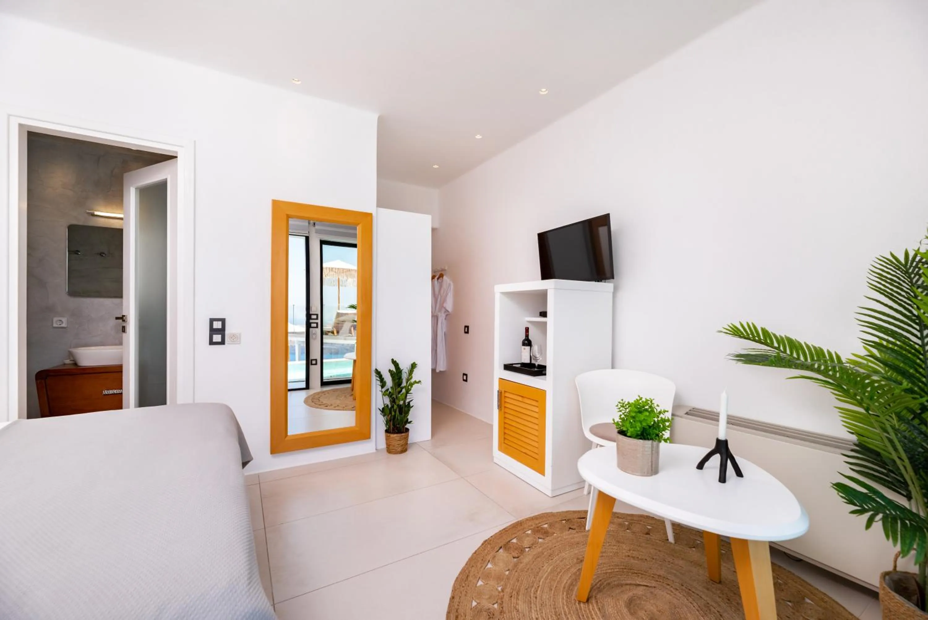 Bathroom in Daydream Luxury Suites