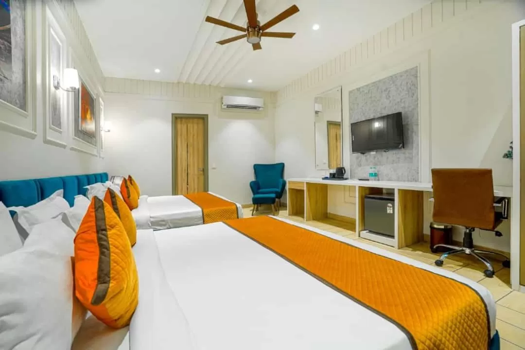 TV and multimedia, Bed in Greenwood Villa By Levelup