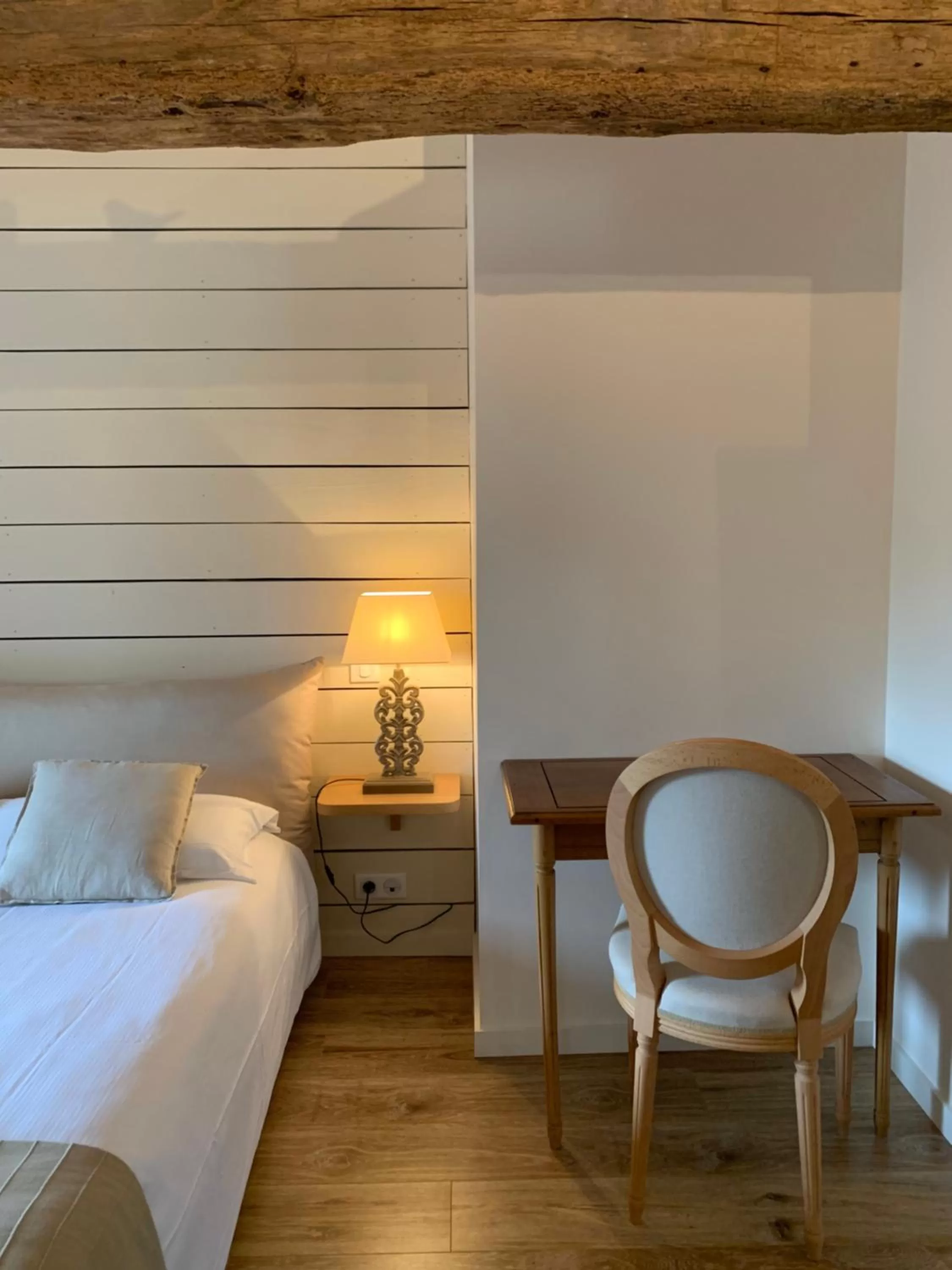 Bedroom in Clos de la Court d'Aron