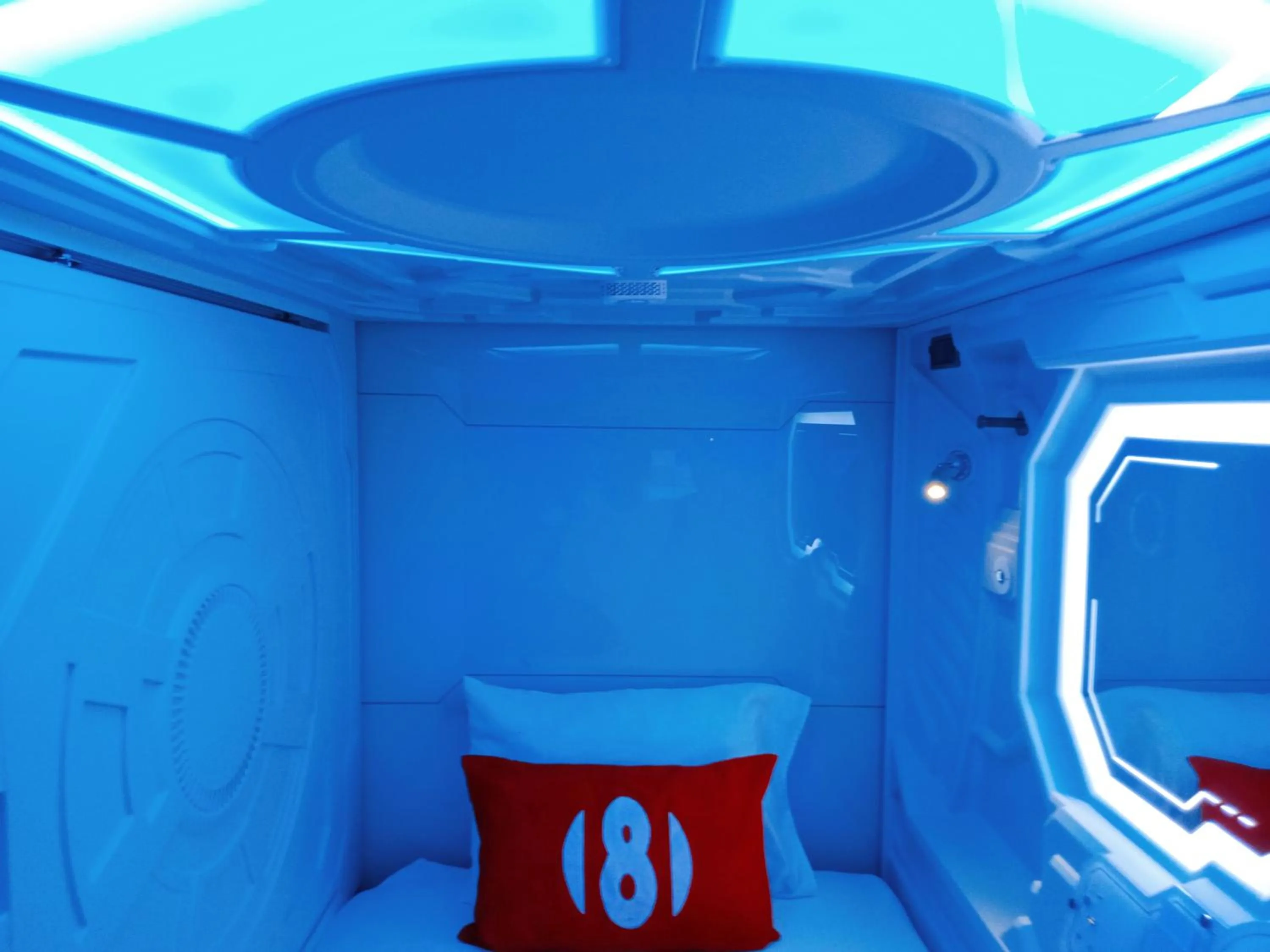 Photo of the whole room in 8Hostel