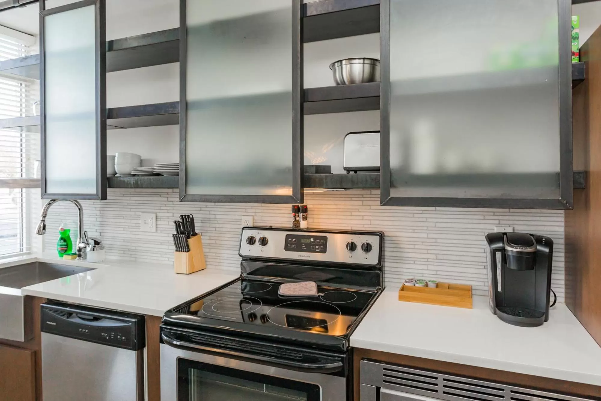 Kitchen or kitchenette in Mint House at The Reserve - Nashville