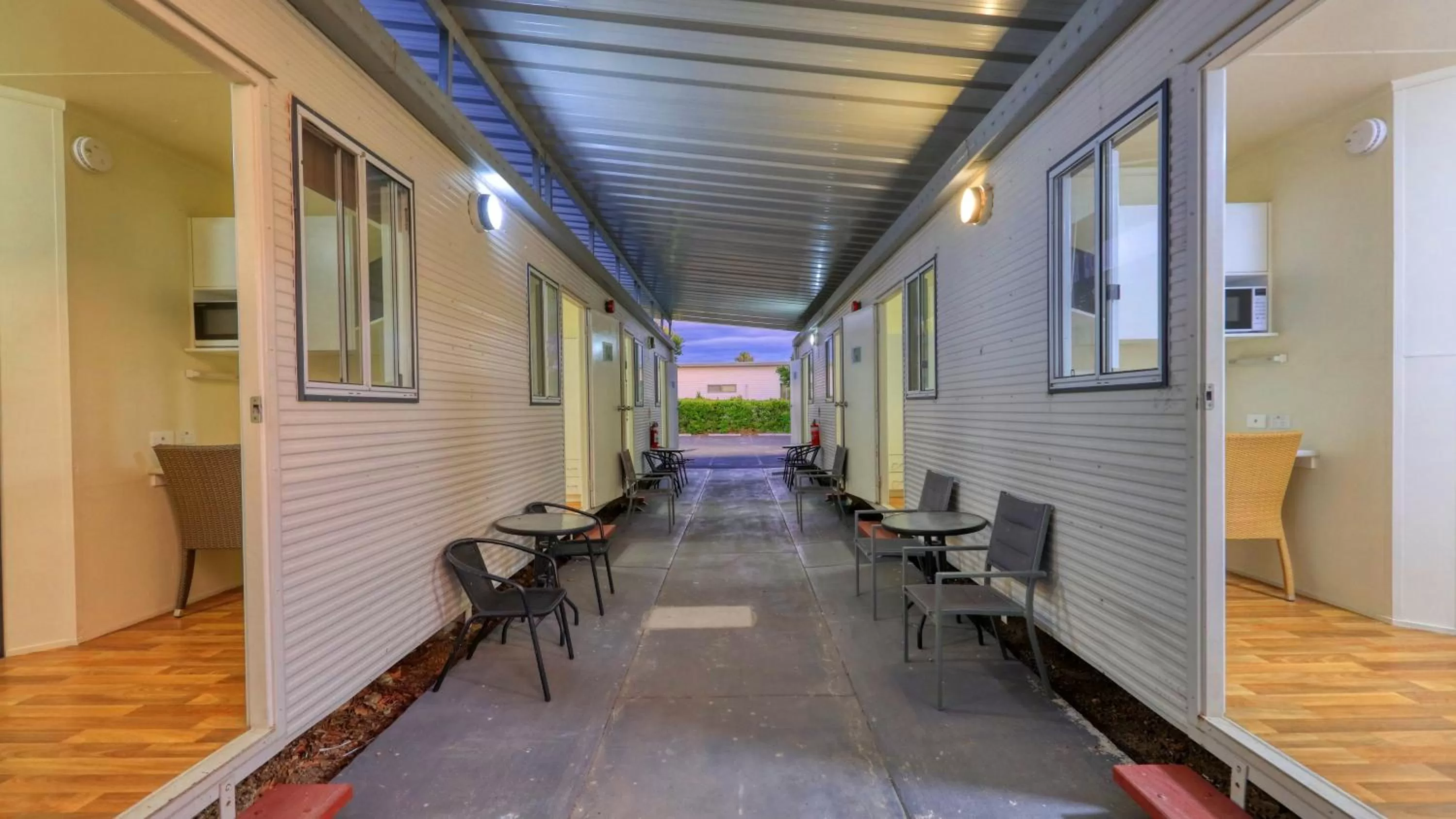 Seating area in Chinchilla Motor Inn