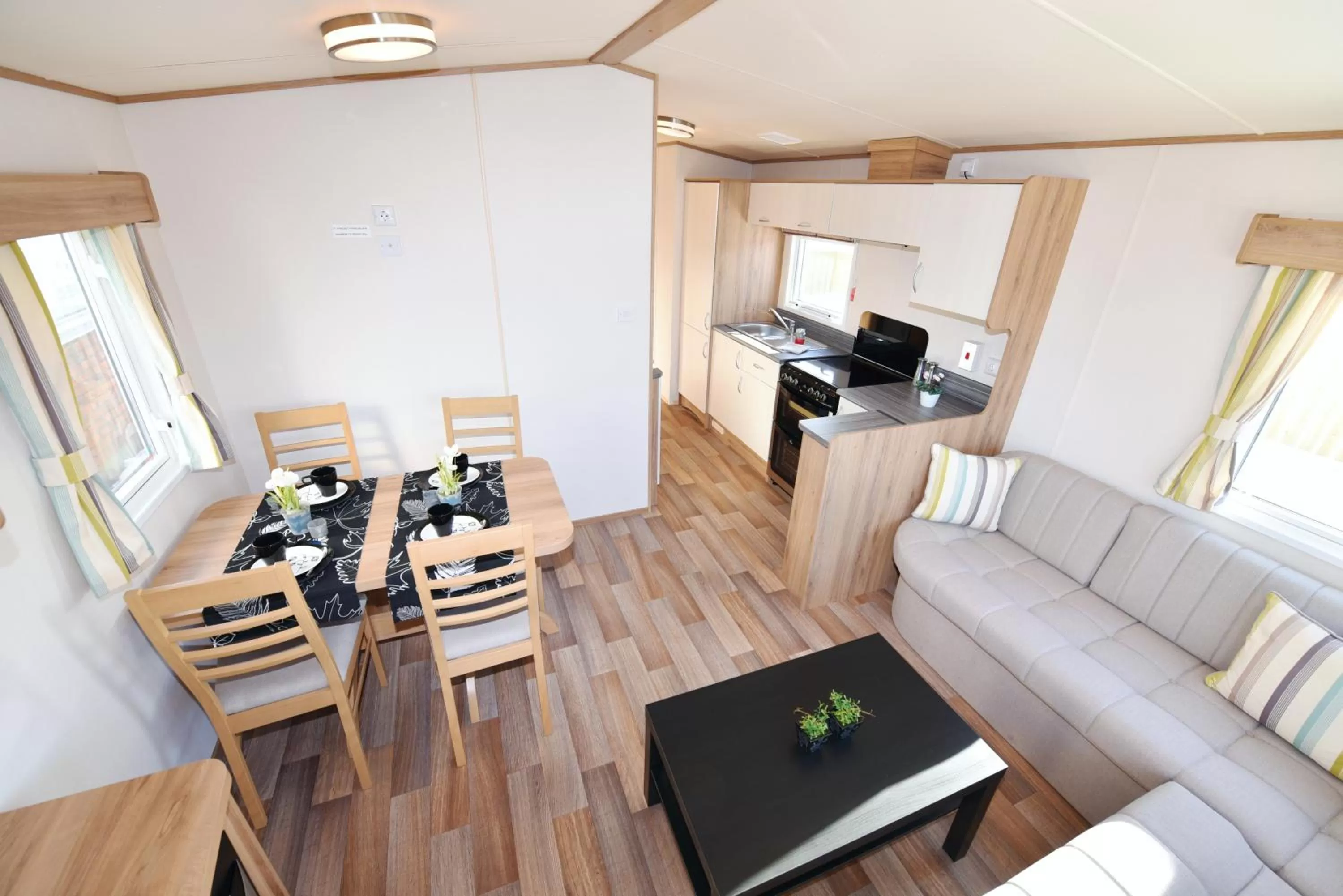 Treetop Cottage in Treetop Spa Hangout & Hotel