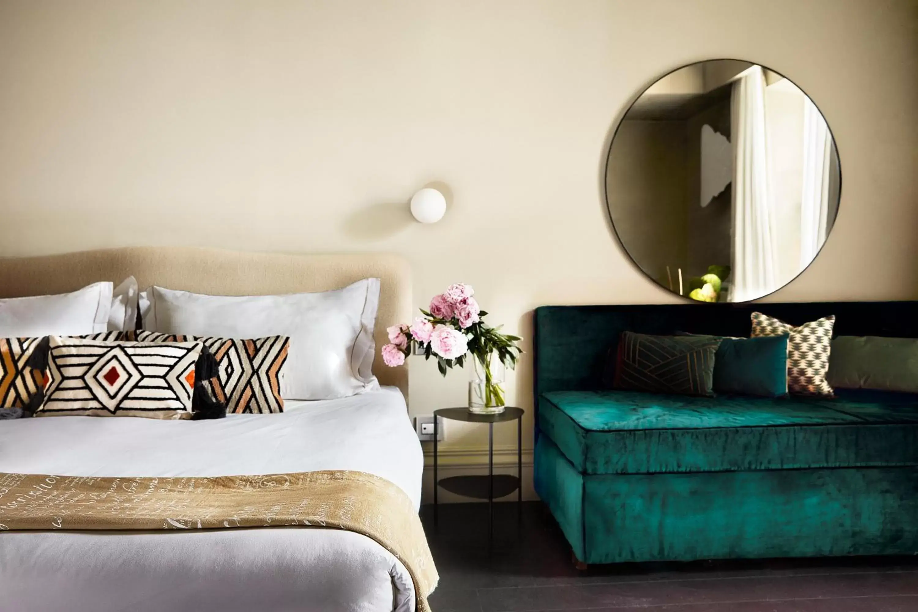 Family Room in HOTEL VITE - By Naman Hotellerie Family Room in HOTEL VITE - By Naman Hotellerie