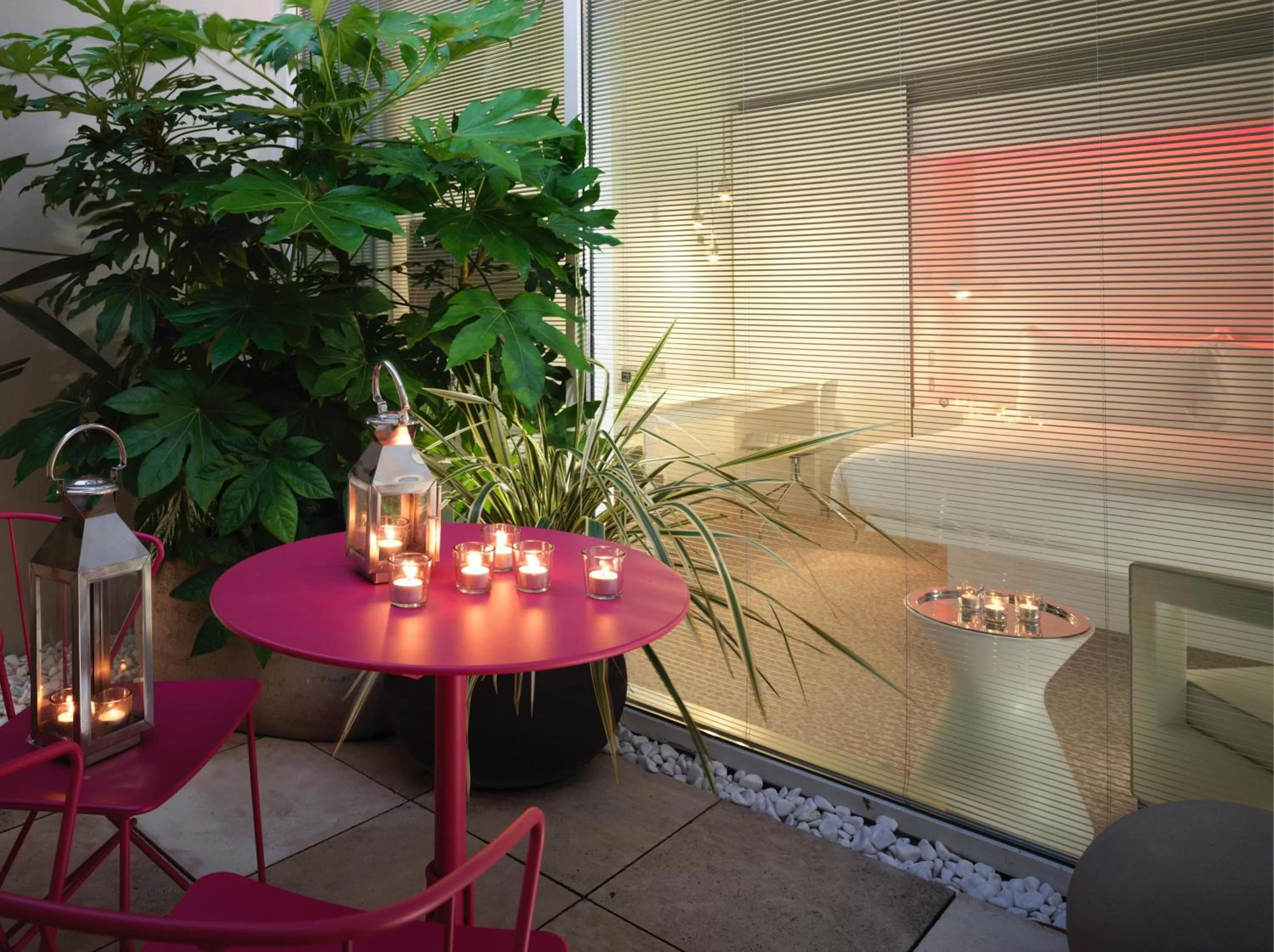 Bedroom in St Martins Lane London