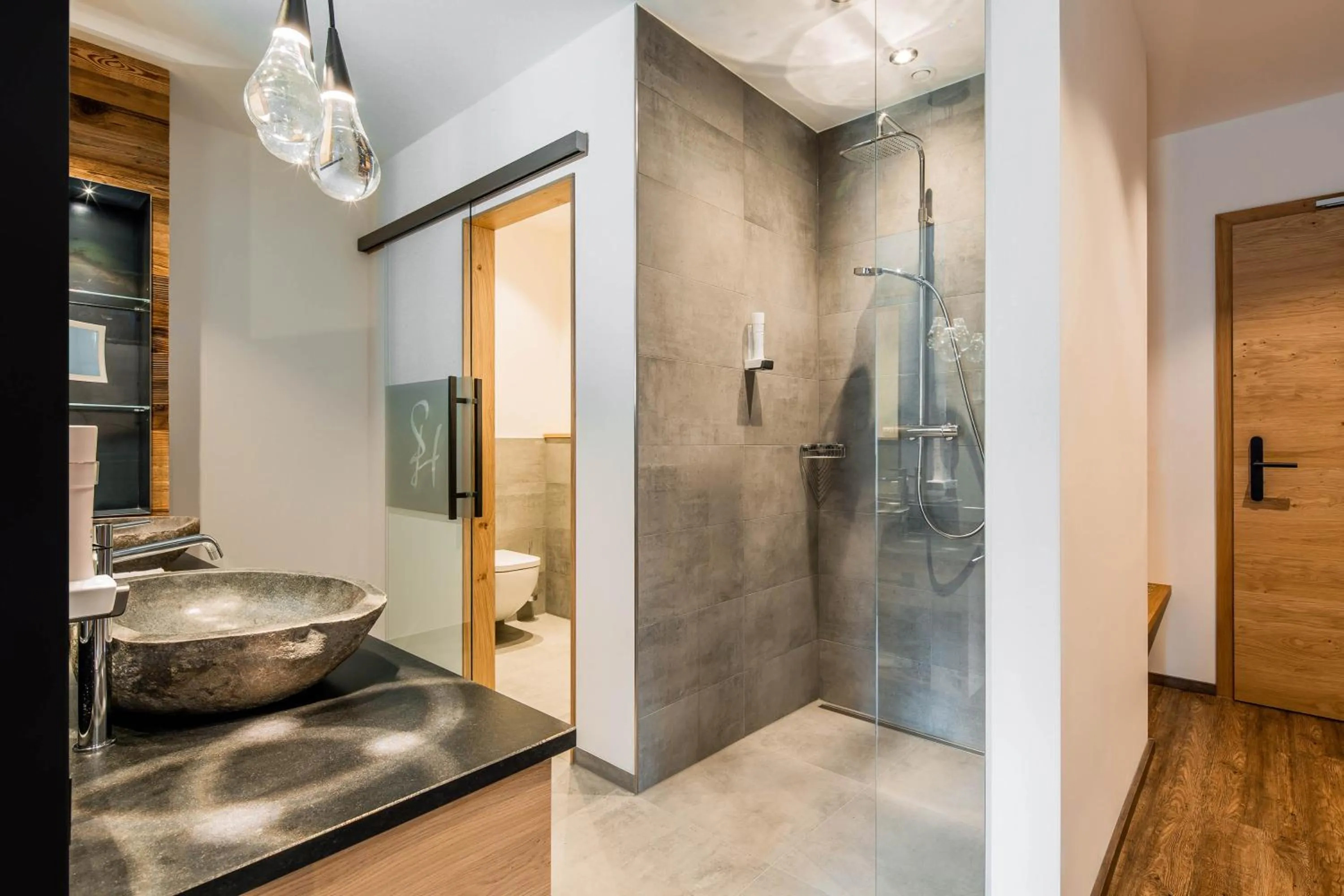 Bathroom in Hotel Zum Stemplinger Hansl