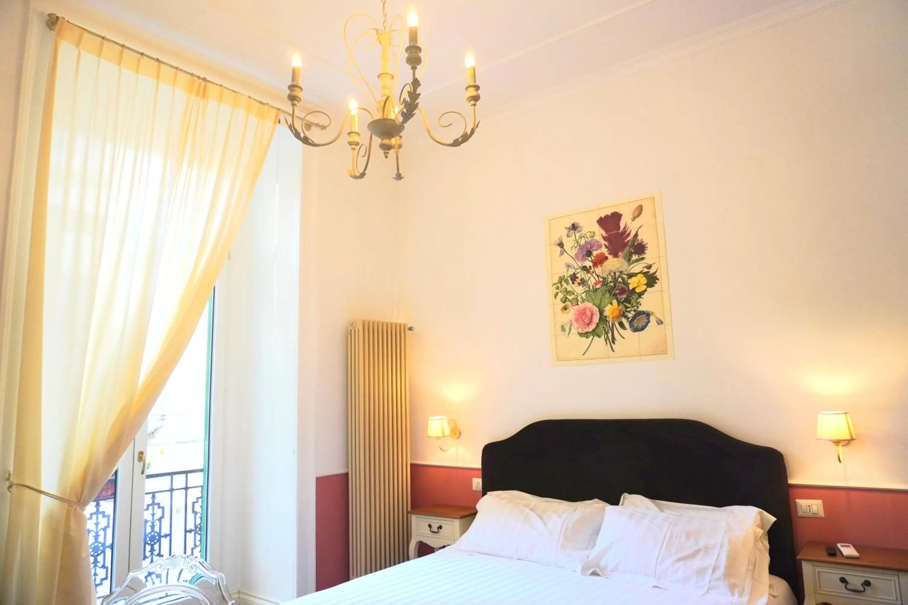 Bed in Macchiato Suites Boutique Guest House