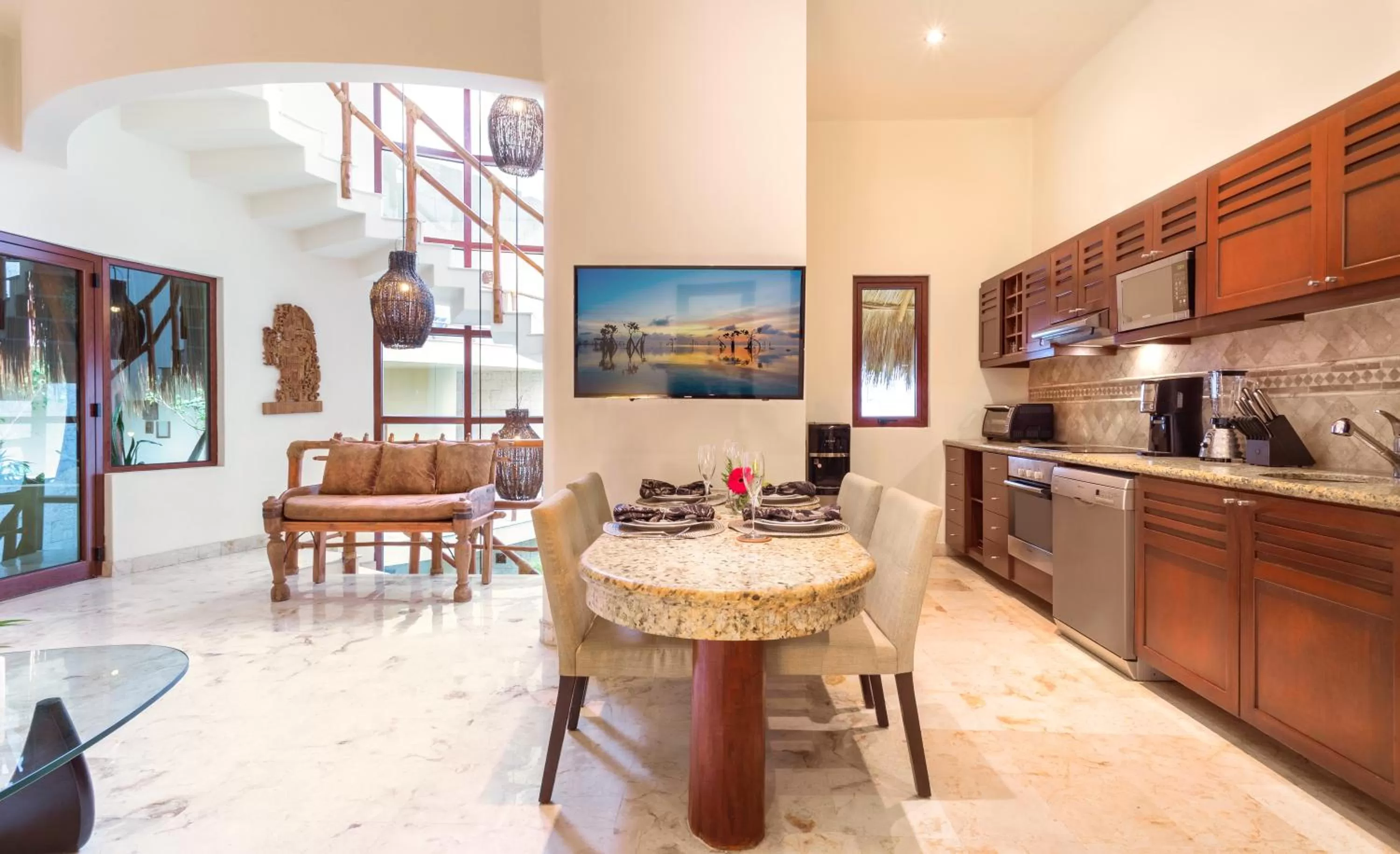 TV and multimedia in Maya Villa Condo Hotel and Beachclub