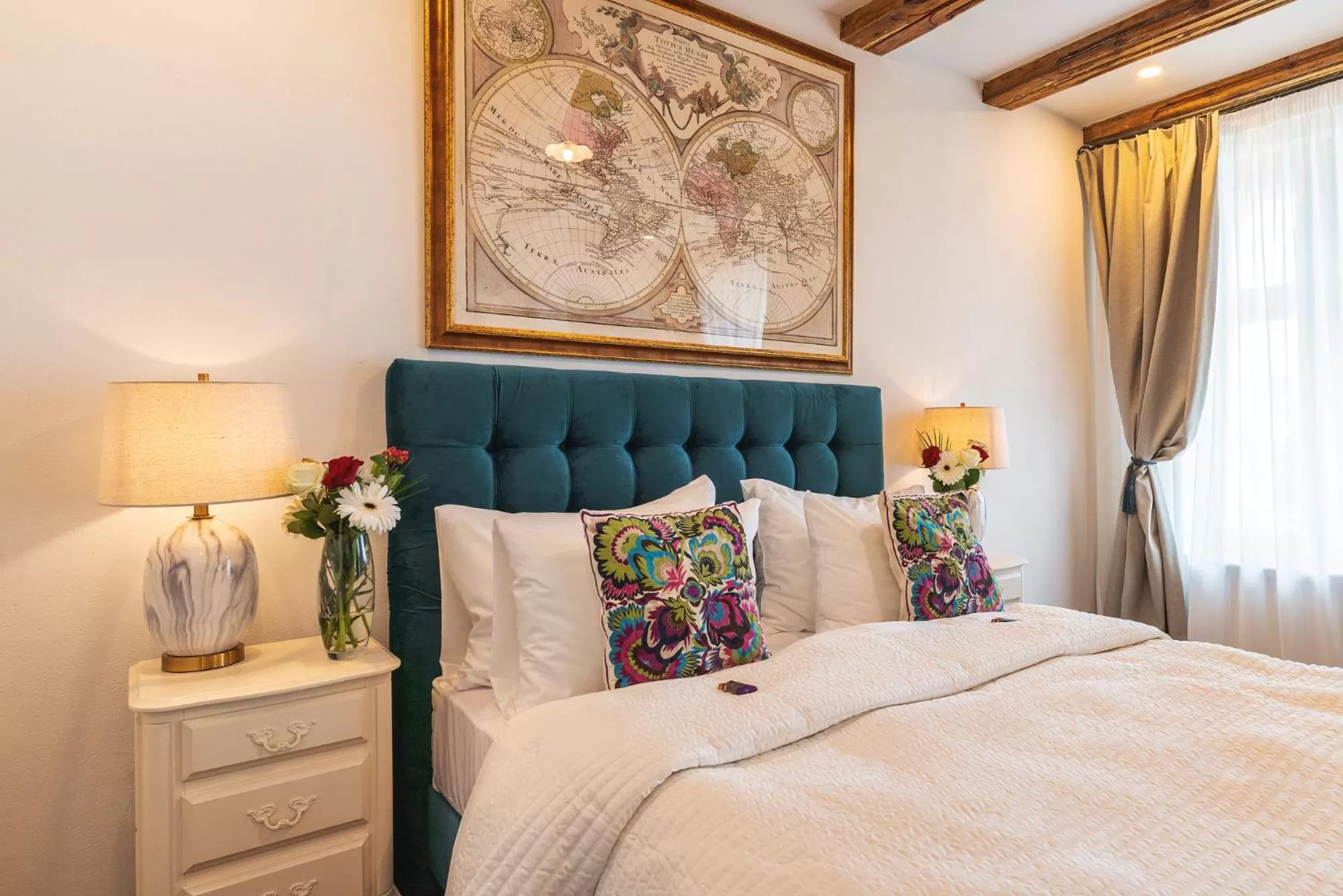 Bedroom, Bed in Nikolas Haus Central Location with Free Parking