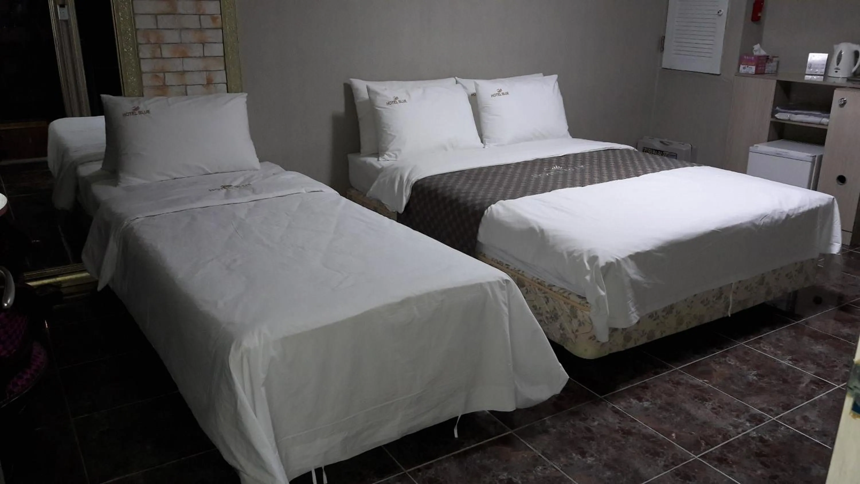 Bedroom, Bed in Songdo Blue Hotel