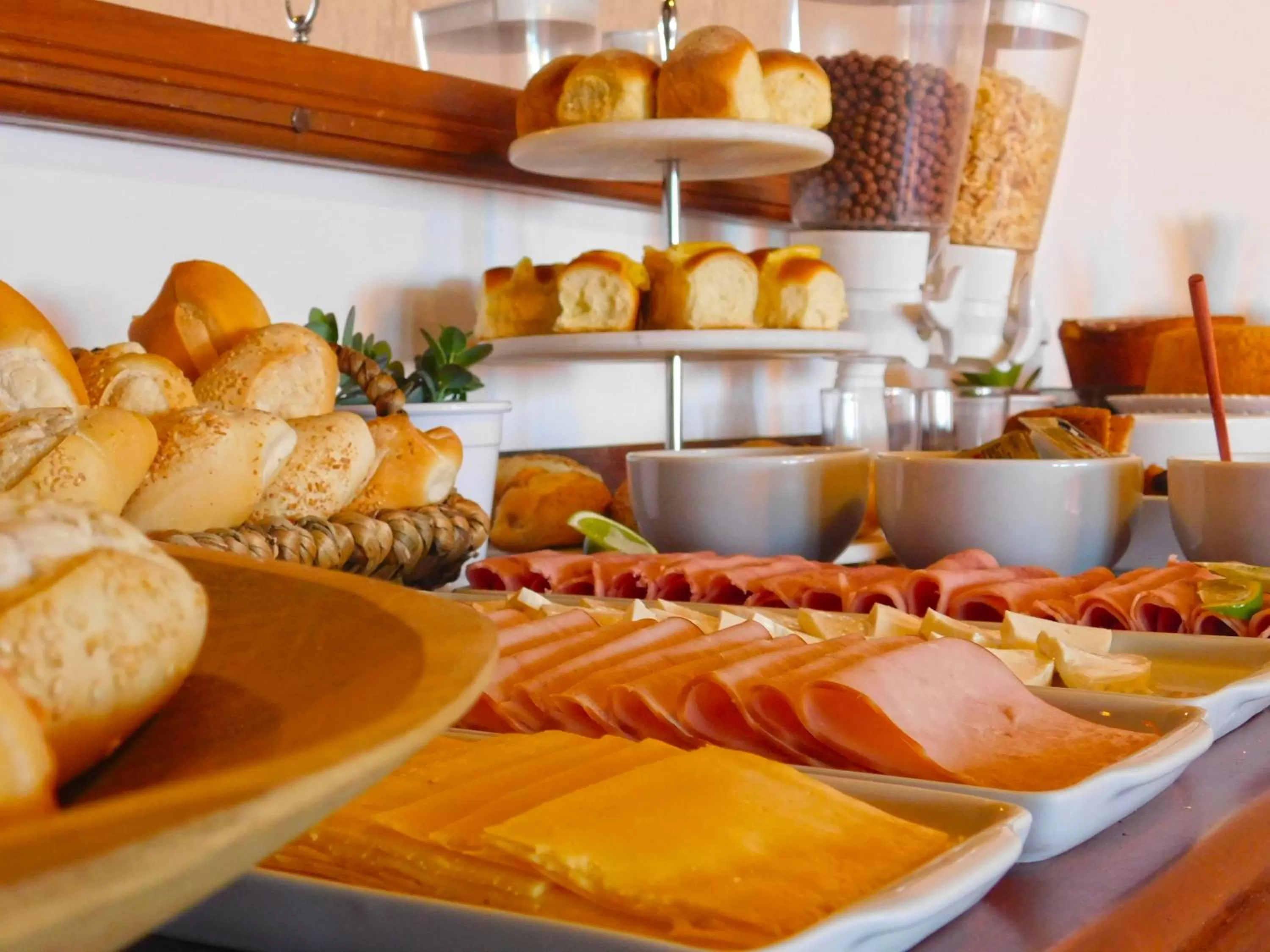 Buffet breakfast in Pousada dos Coqueiros Búzios