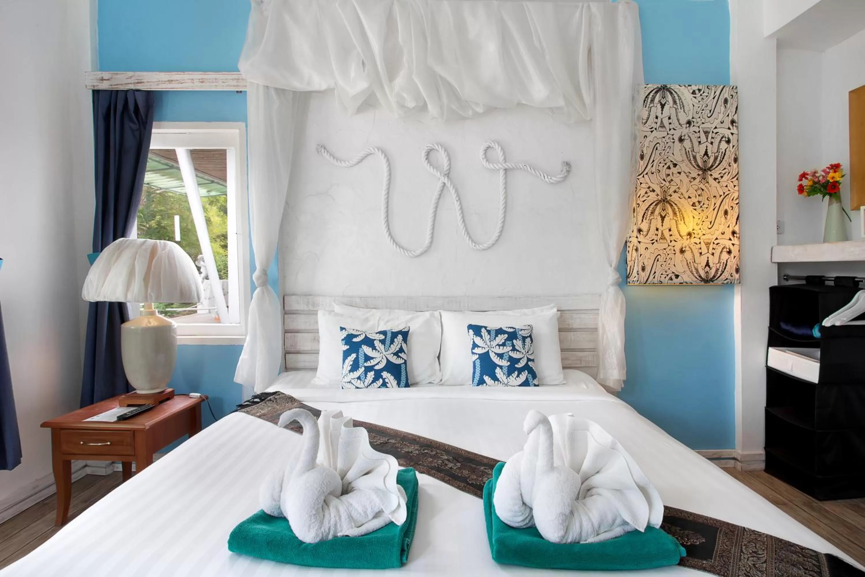 Deluxe Room in The White Knot Koh Chang