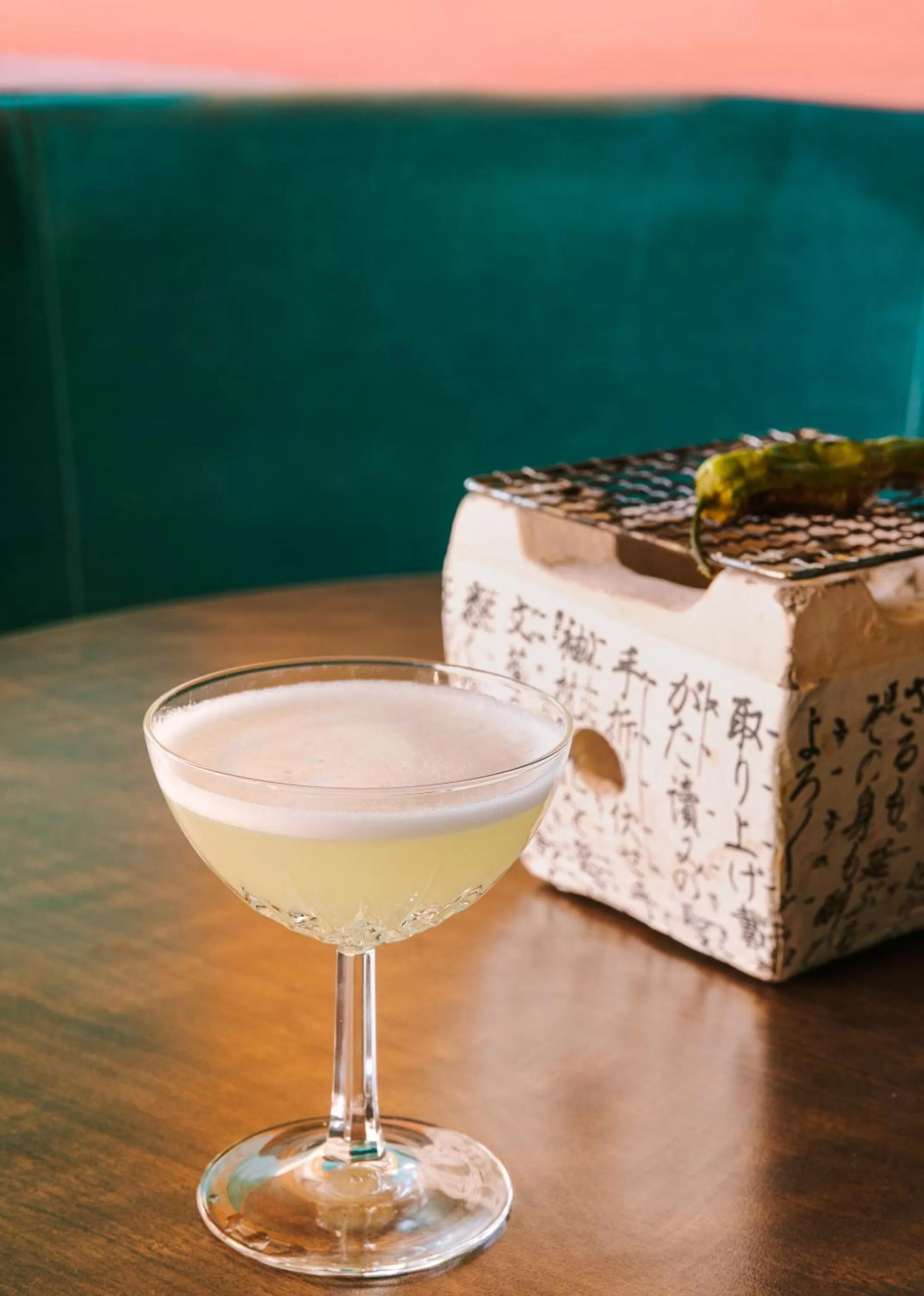 Lounge or bar in Sonder The Mariposa