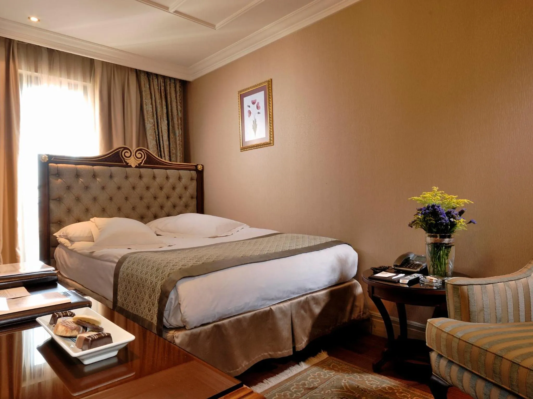 Bed in The Central Palace Taksim