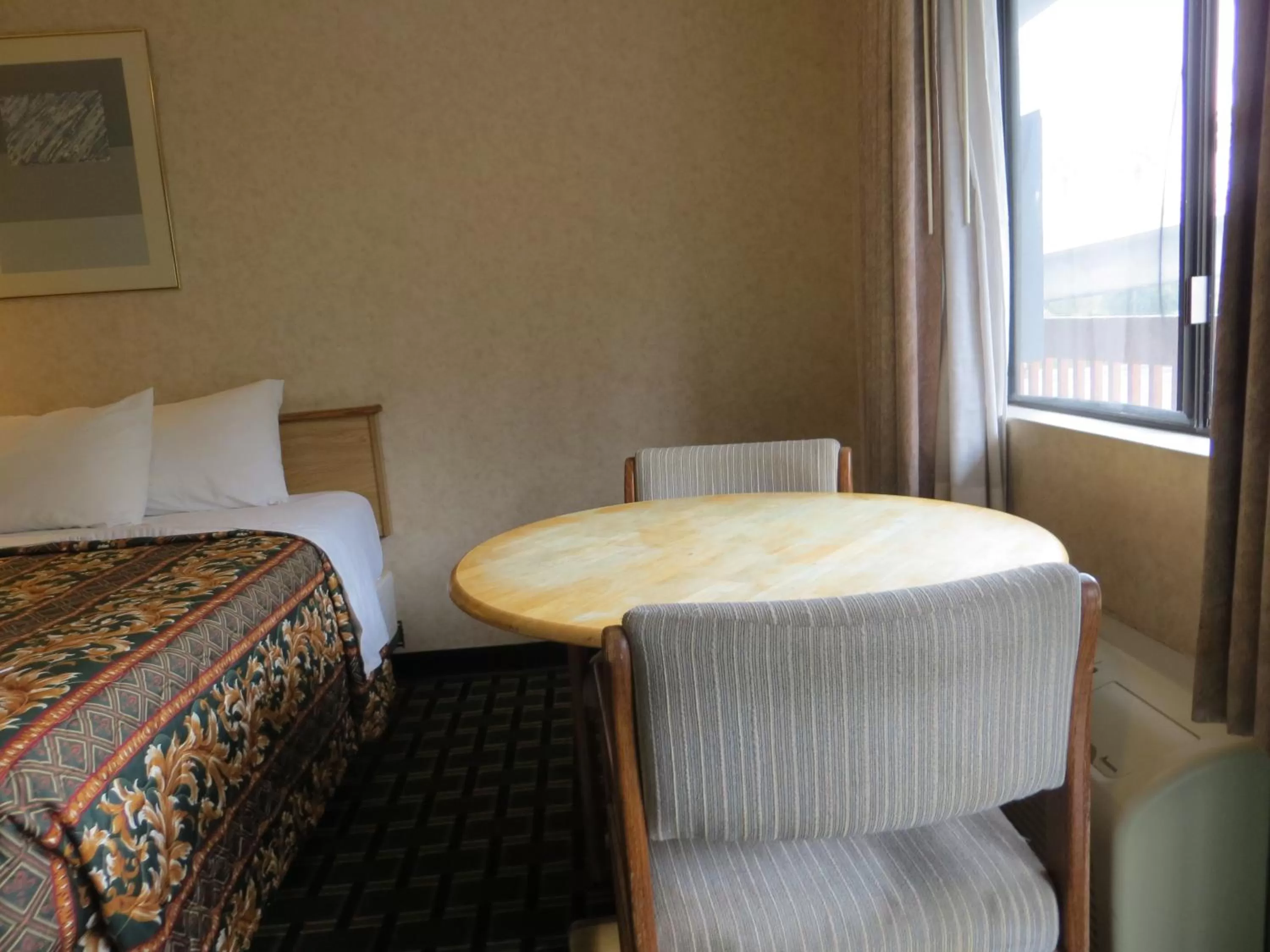 Bedroom, Bed in Days Inn by Wyndham Anaheim West