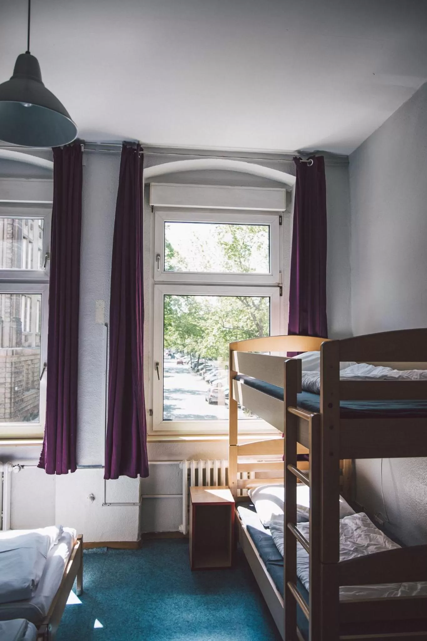 Staff, Bed in Happy Hotel Berlin