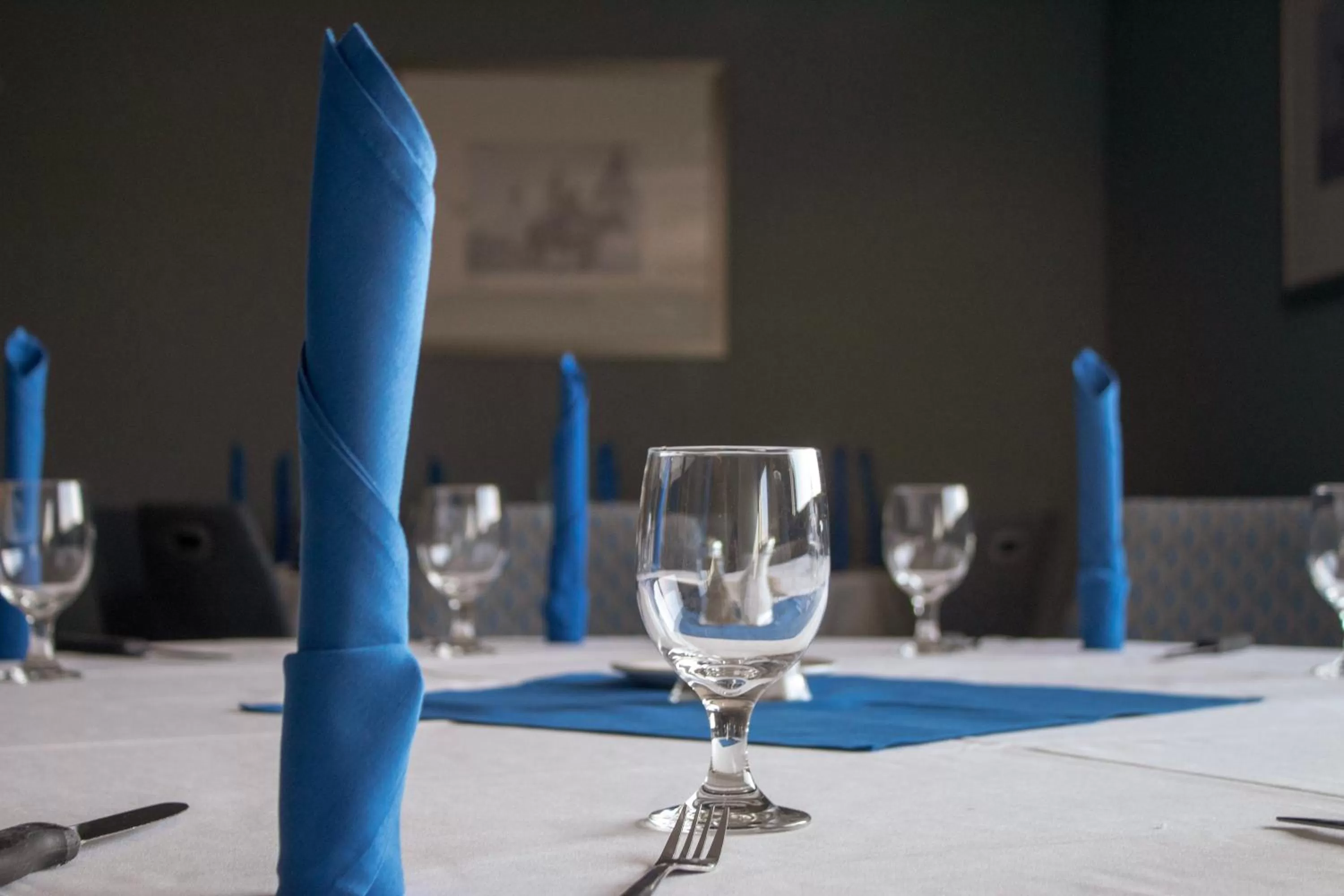 Meeting/conference room in Glacier Peaks Hotel