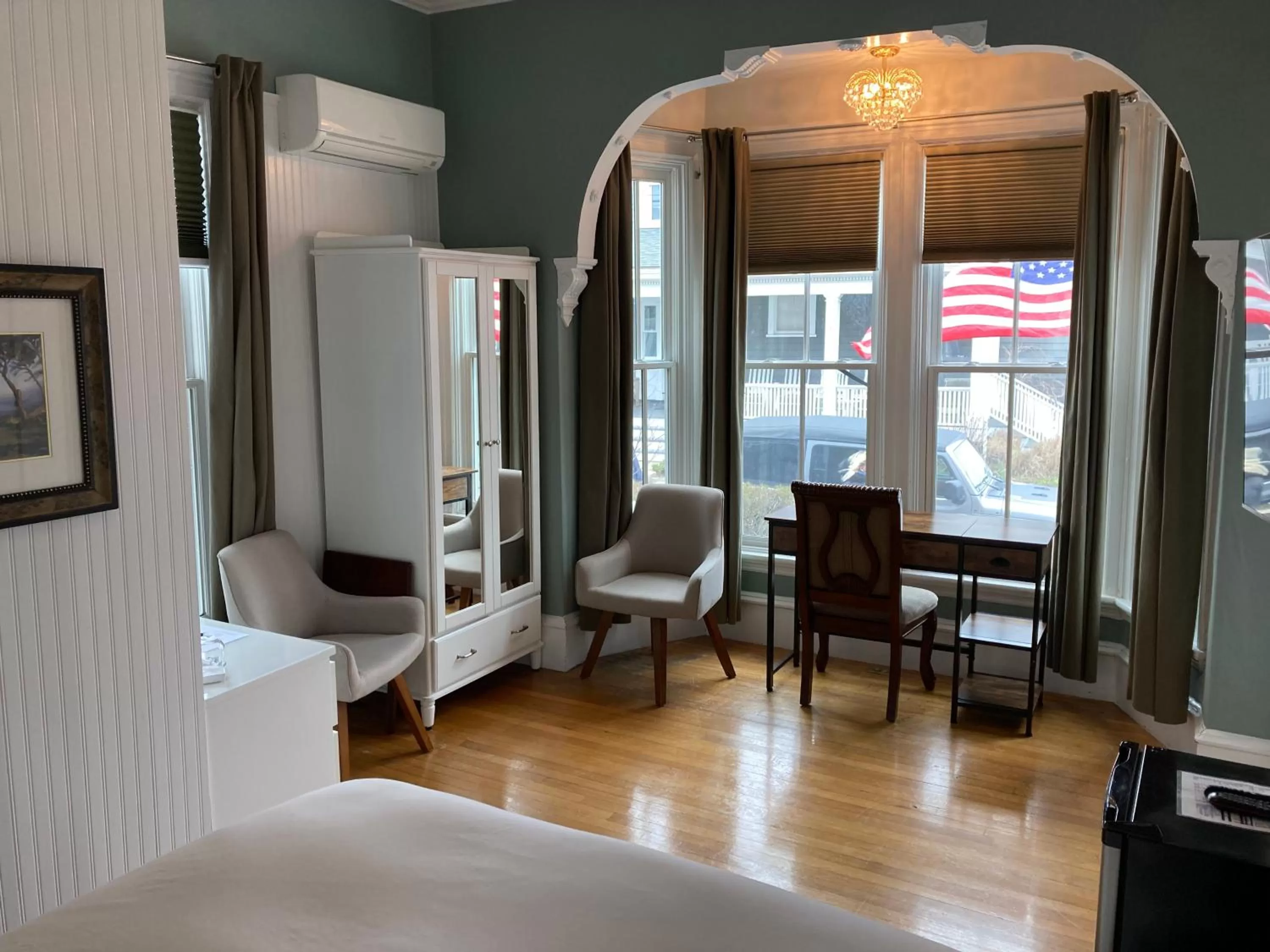 Bedroom, Seating Area in Prince Albert Guest House, Provincetown