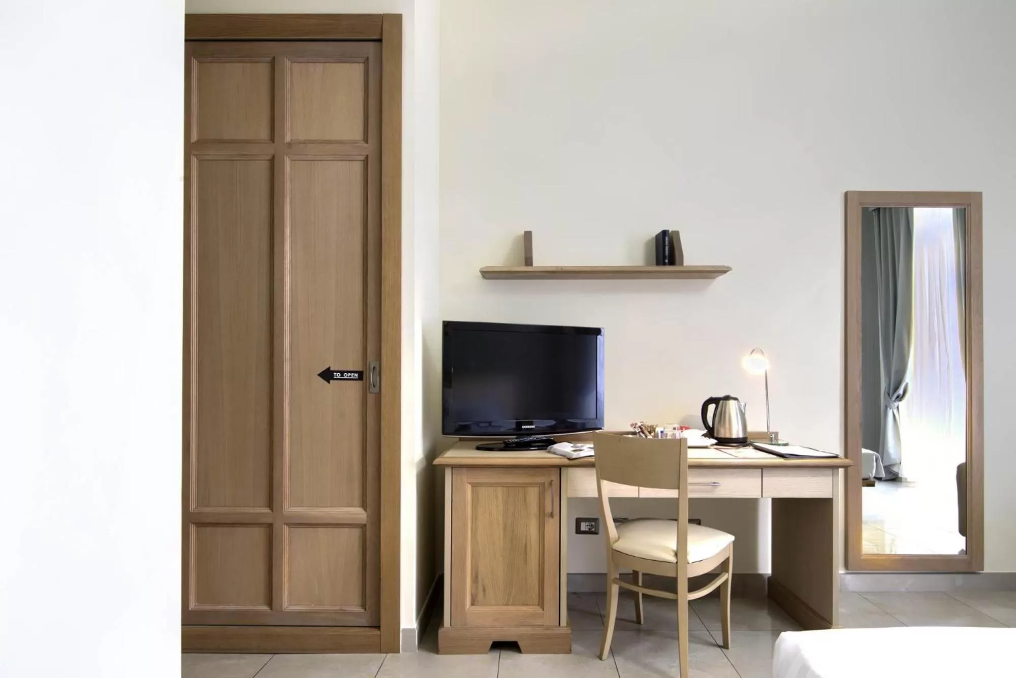 TV and multimedia in Domus Australia