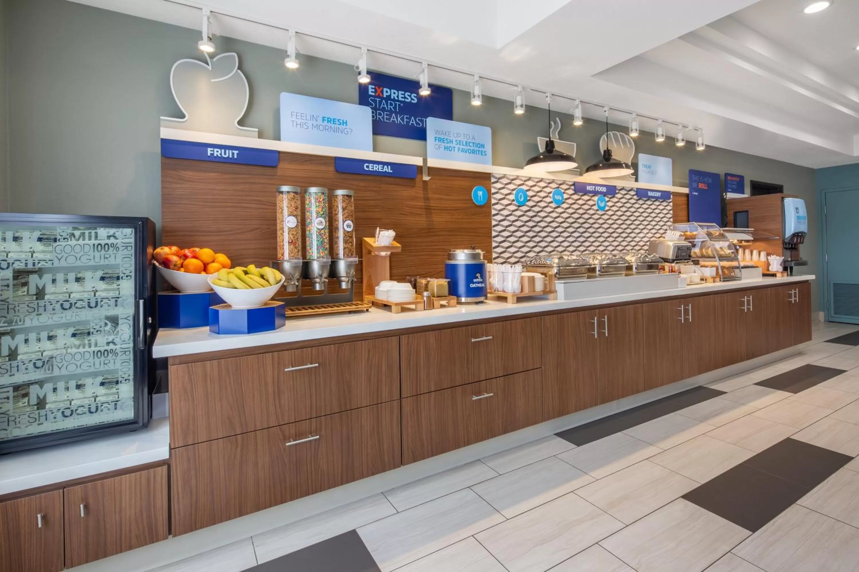 Breakfast in Holiday Inn Express Surprise by IHG